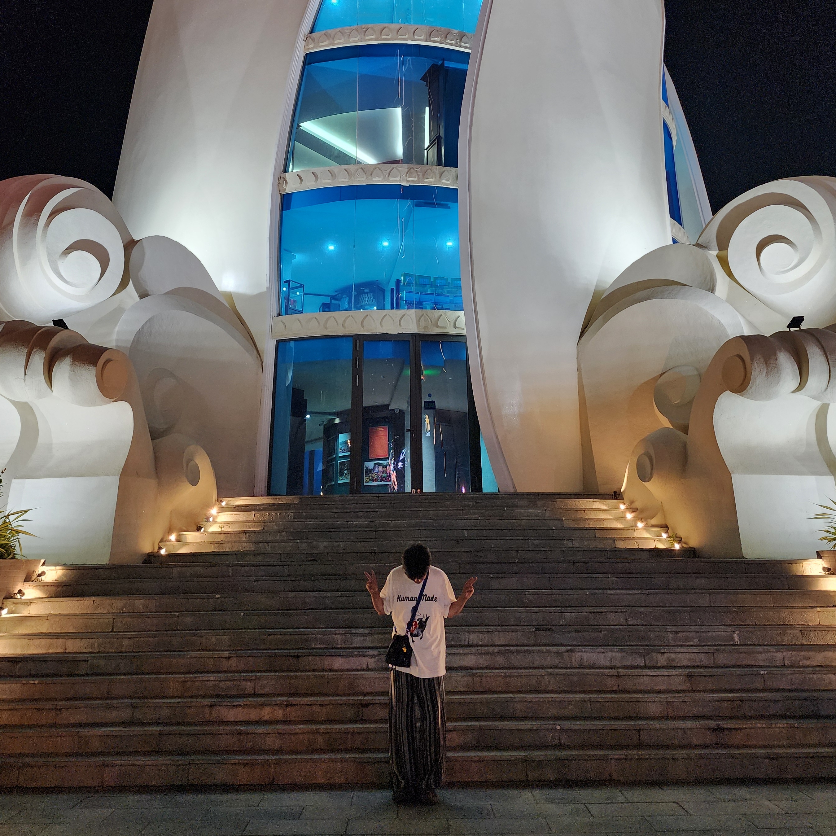 Human Made Graphic T-Shirt #3 White 착용 스타일