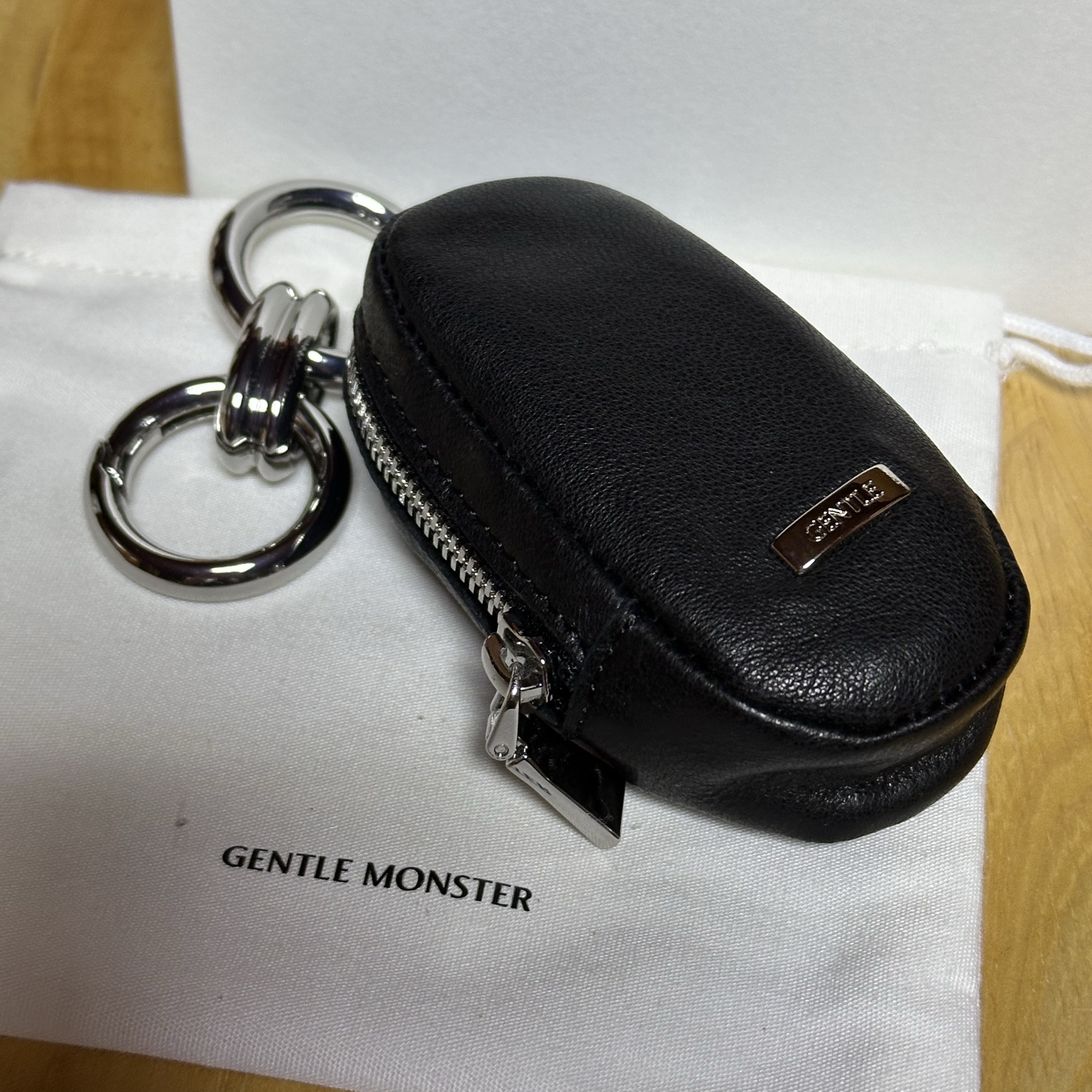 Gentle Monster Takion T1 Tortoise Green 착용 스타일 - 3