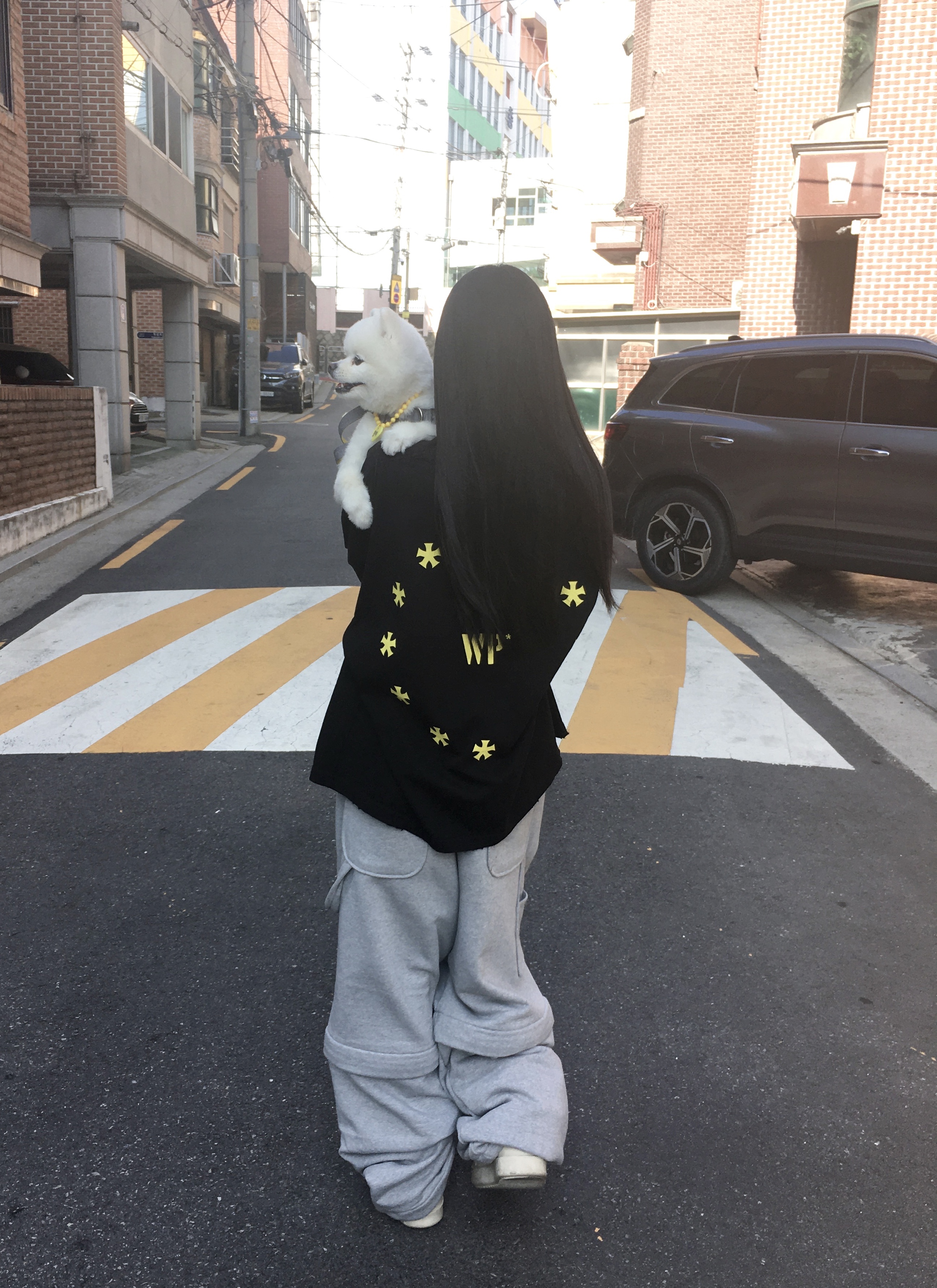 MJD Detachable Carpenter Sweat Pants Melange Grey, Rick Owens Hollywood Mega Bumper Geobasket in Full Grain Calf Leather Black Milk 착용 스타일 - 2