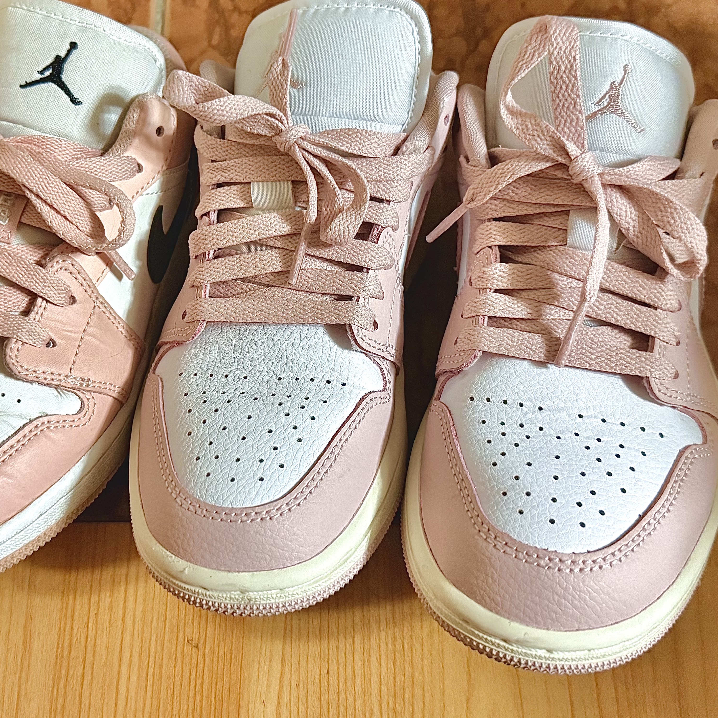 (W) Jordan 1 Low White Pink Oxford 착용 스타일