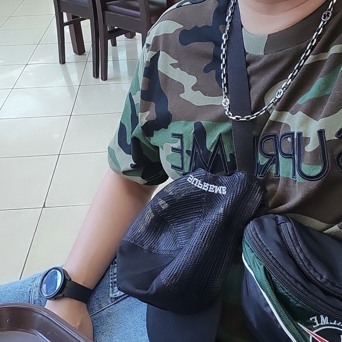 Gucci Silver Necklace With Interlocking G Silver Aged Finish, Supreme Capital S/S Top Woodland Camo - 25SS 착용 스타일 - 2
