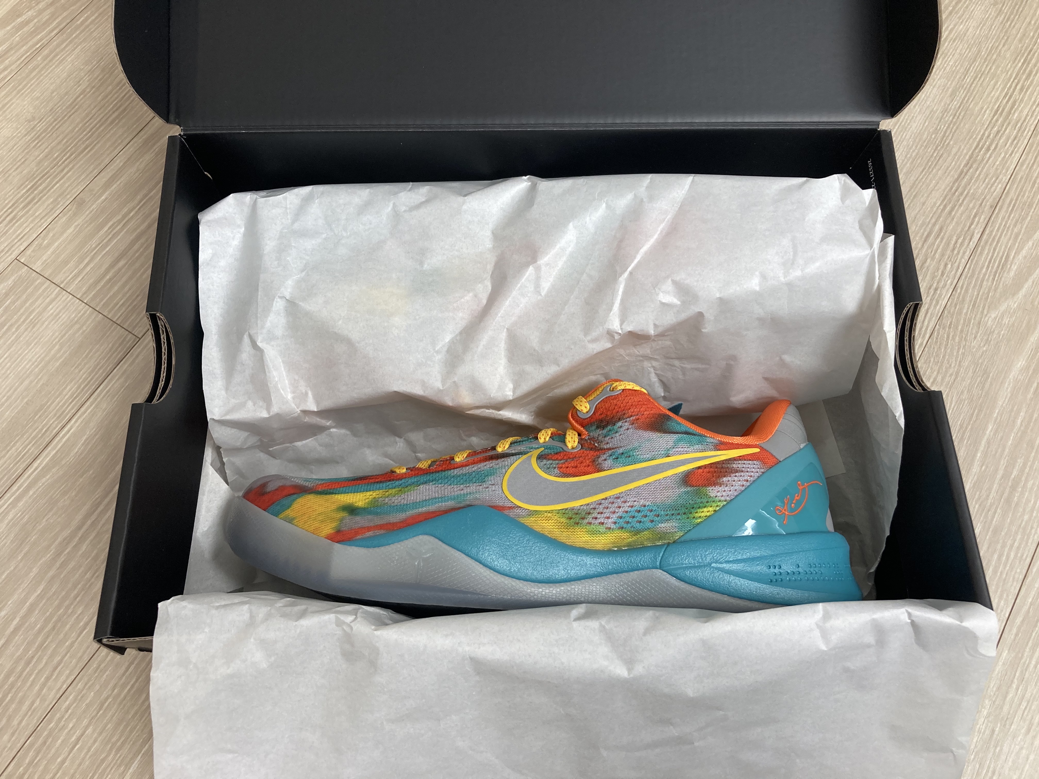 Nike Kobe 8 Protro Venice Beach 착용 스타일 - 2