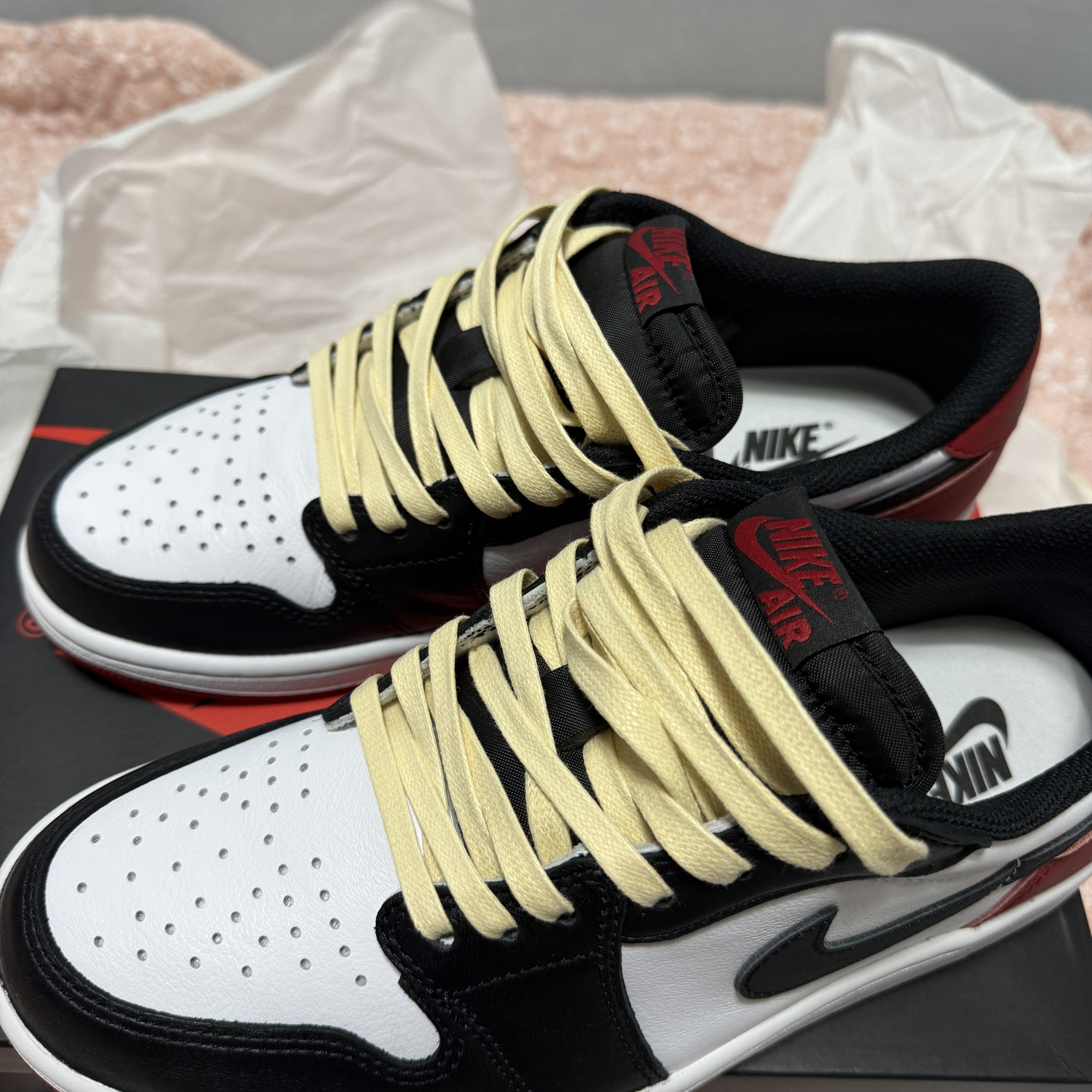 Jordan 1 Retro Low OG Black Toe 착용 스타일 - 6