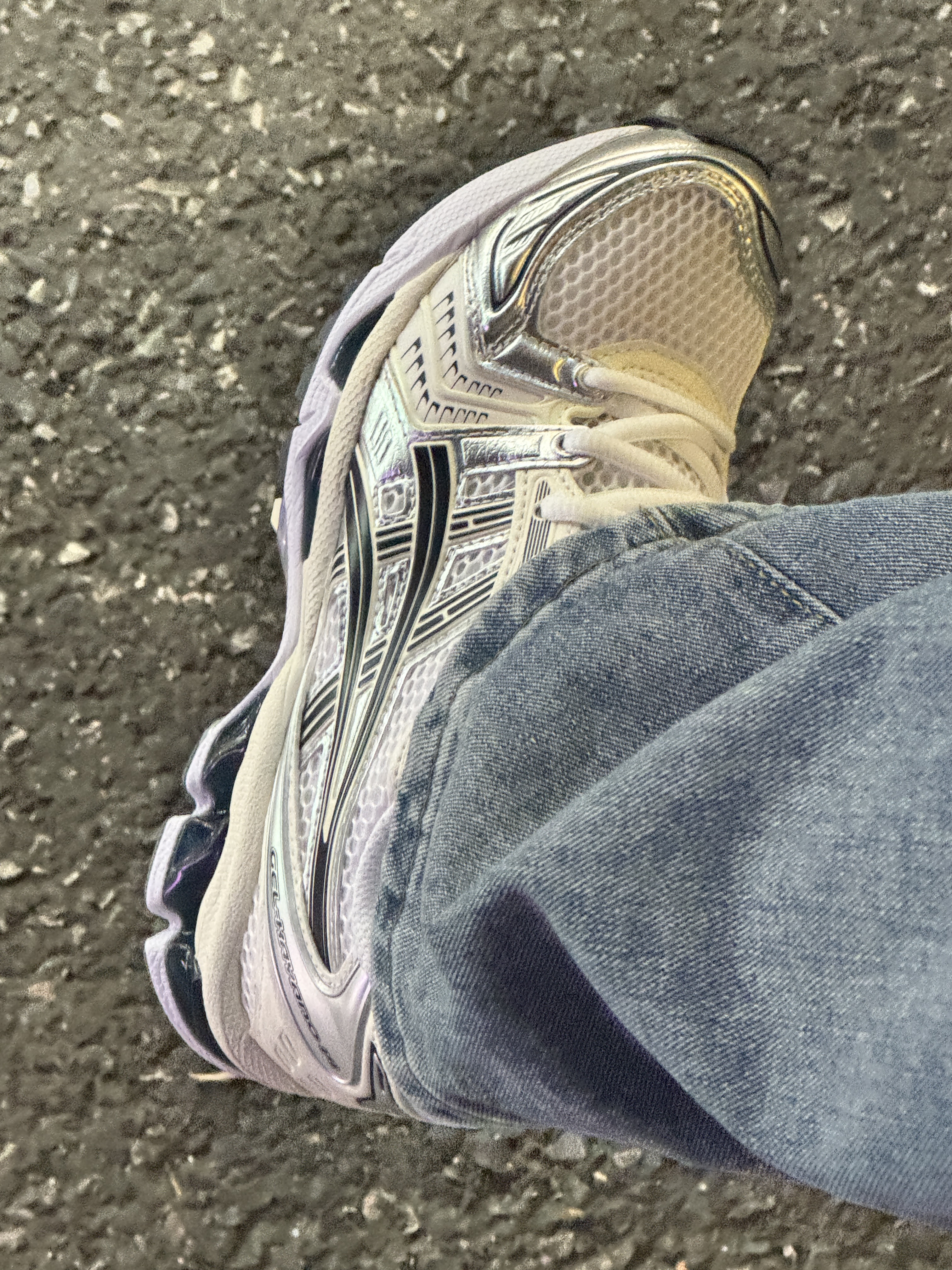 (W) Asics Gel-Kayano 14 White Midnight 착용 스타일