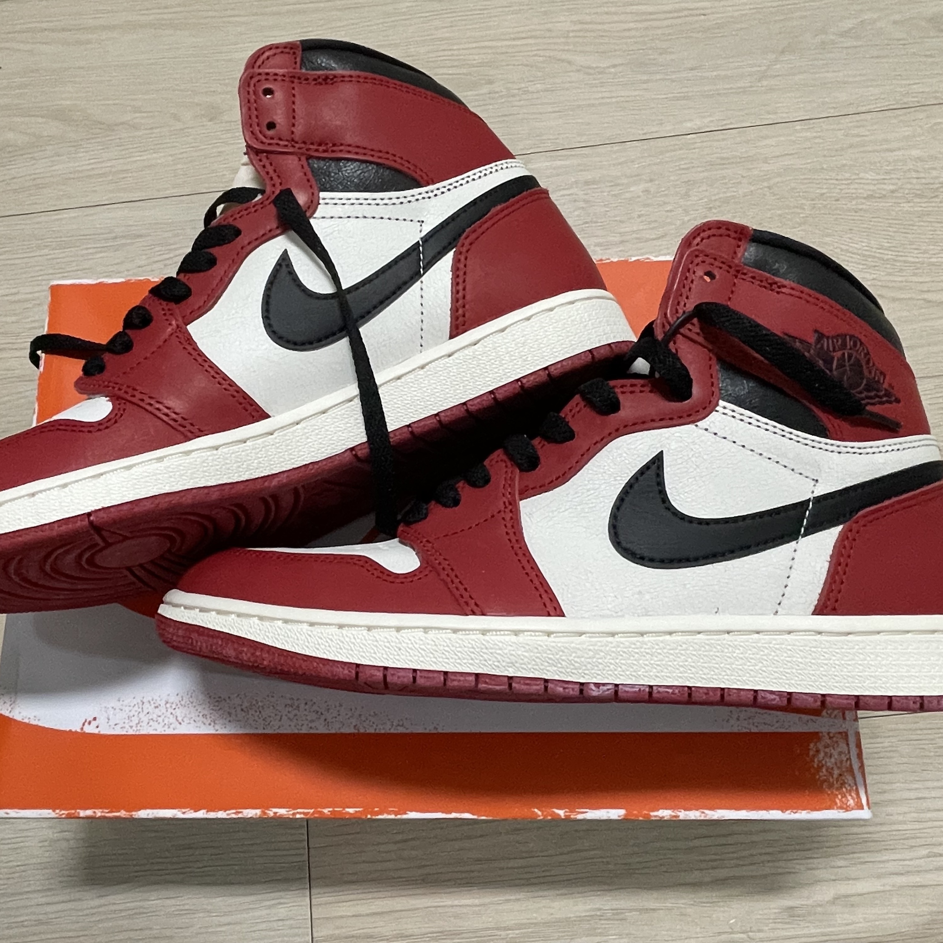 Jordan 1 Retro High OG Chicago 2022 착용 스타일 - 6