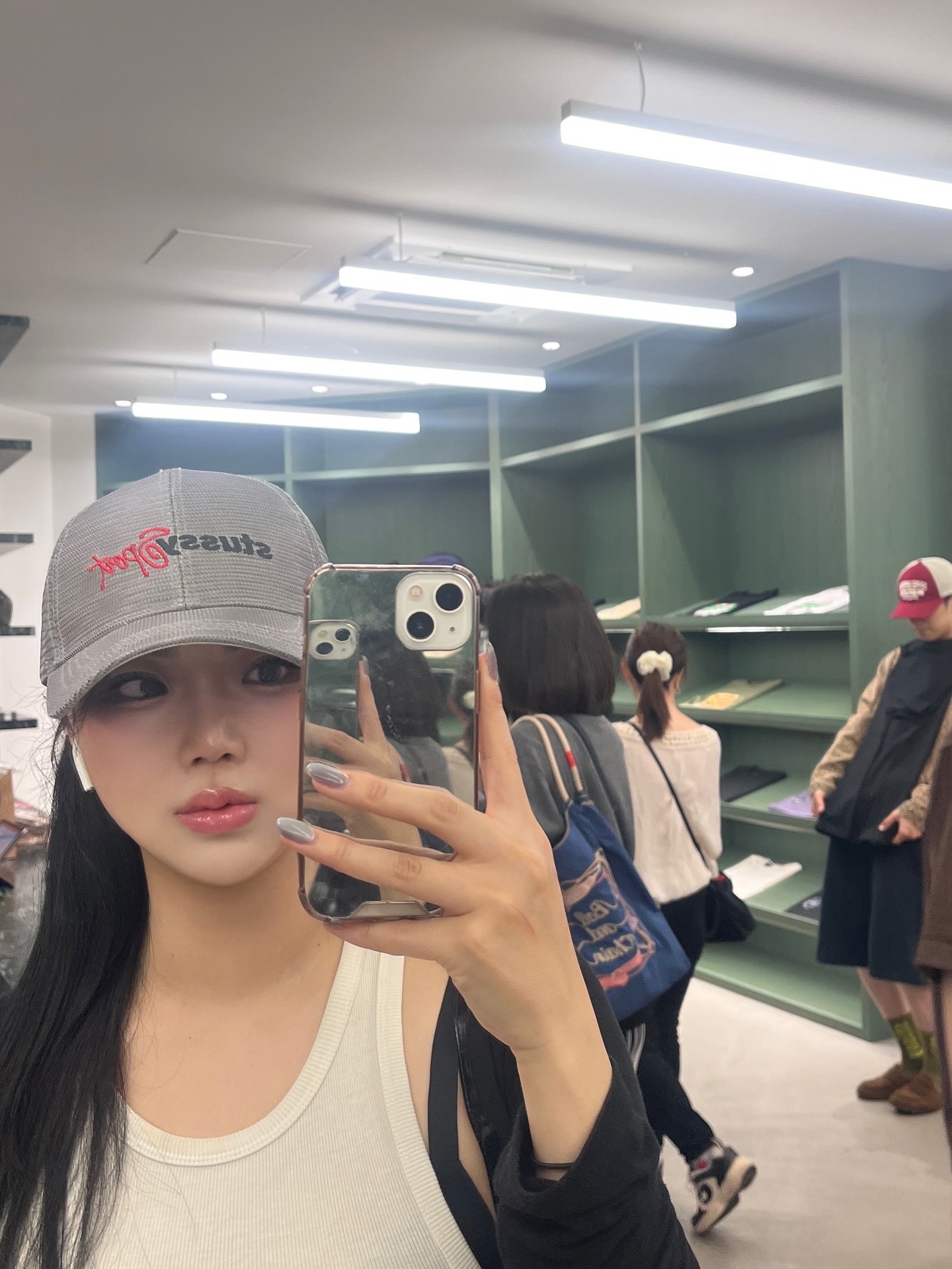 Stussy Mid-Depth Sport Mesh Snapback Grey 착용 스타일 - 2