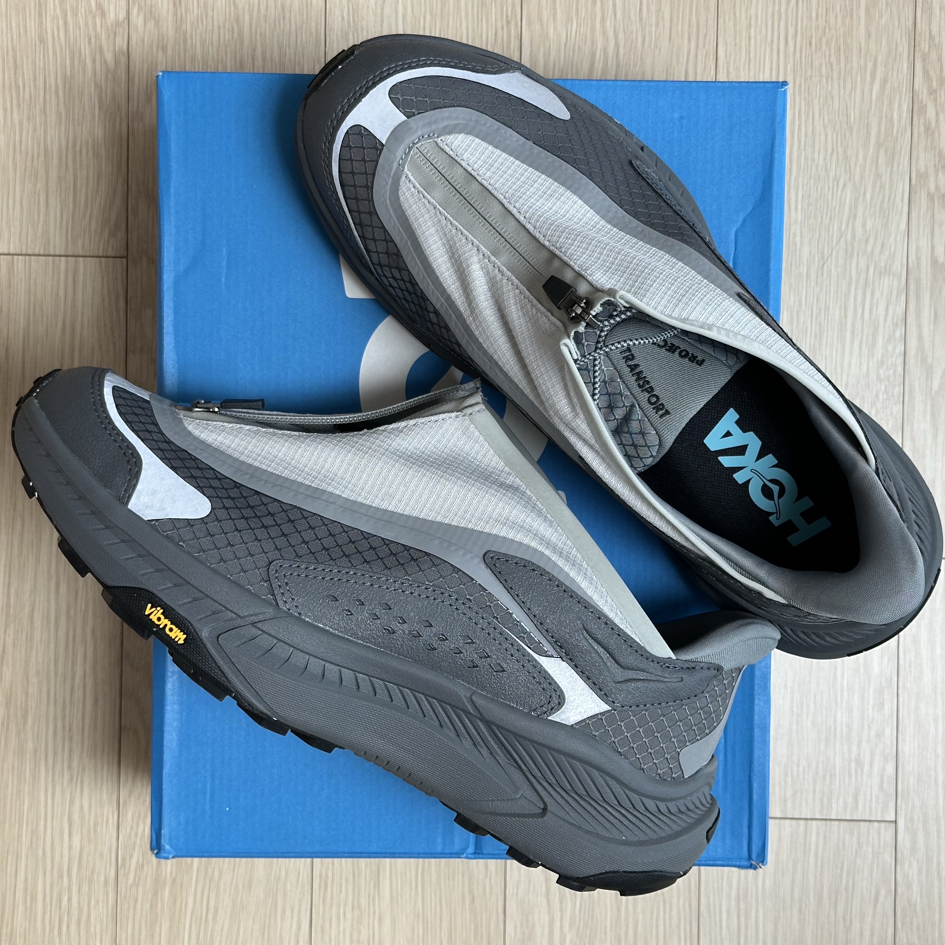 Hoka Project Transport Stardust Satellite Grey 착용 스타일