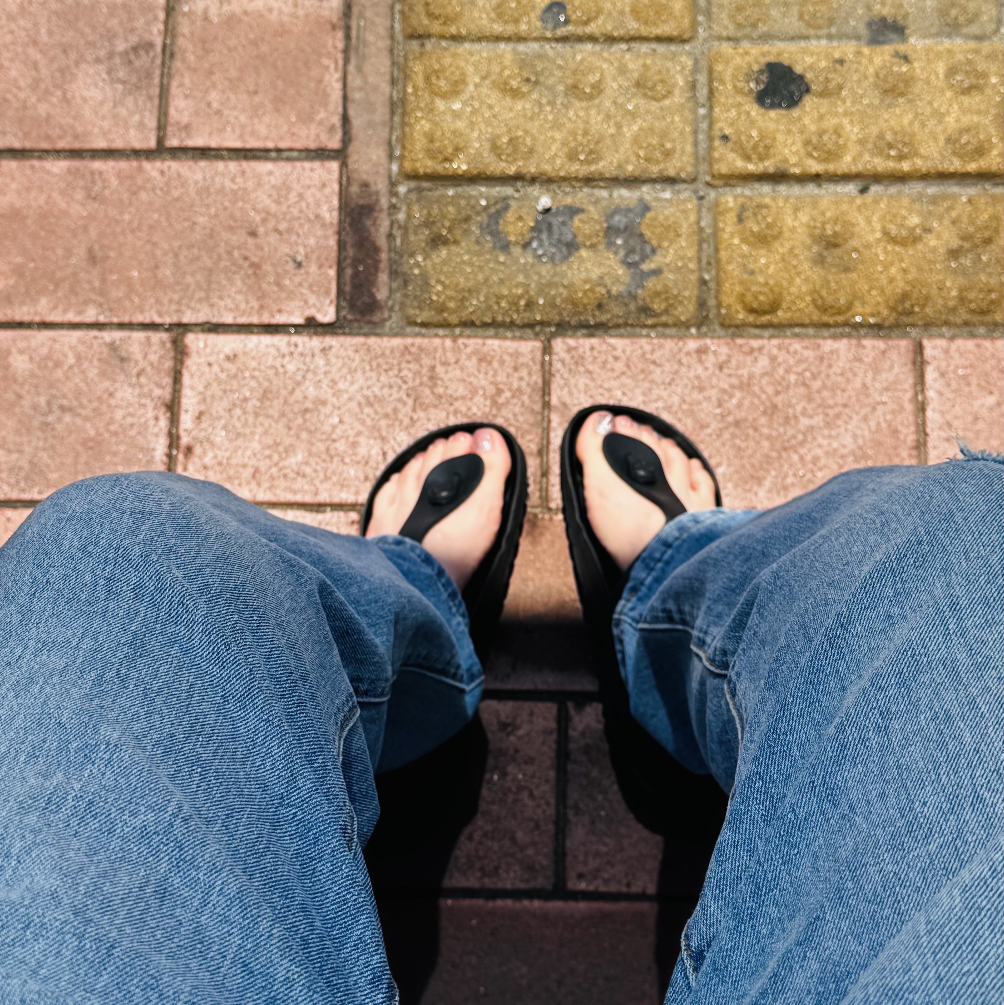 Birkenstock Gizeh Essentials Eva Black - Regular 착용 스타일 - 1