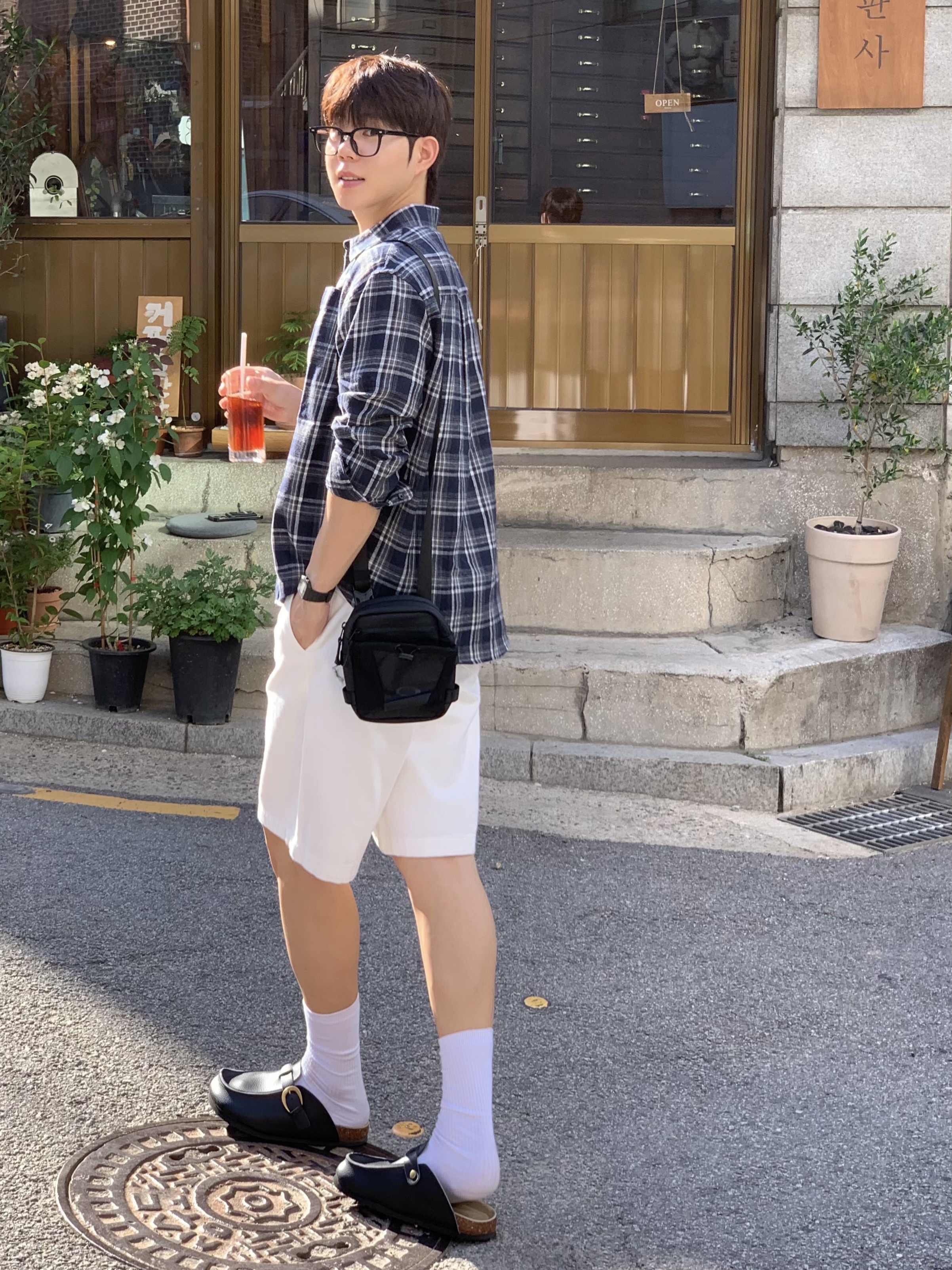 IYSO Ute Black 착용 스타일 - 1