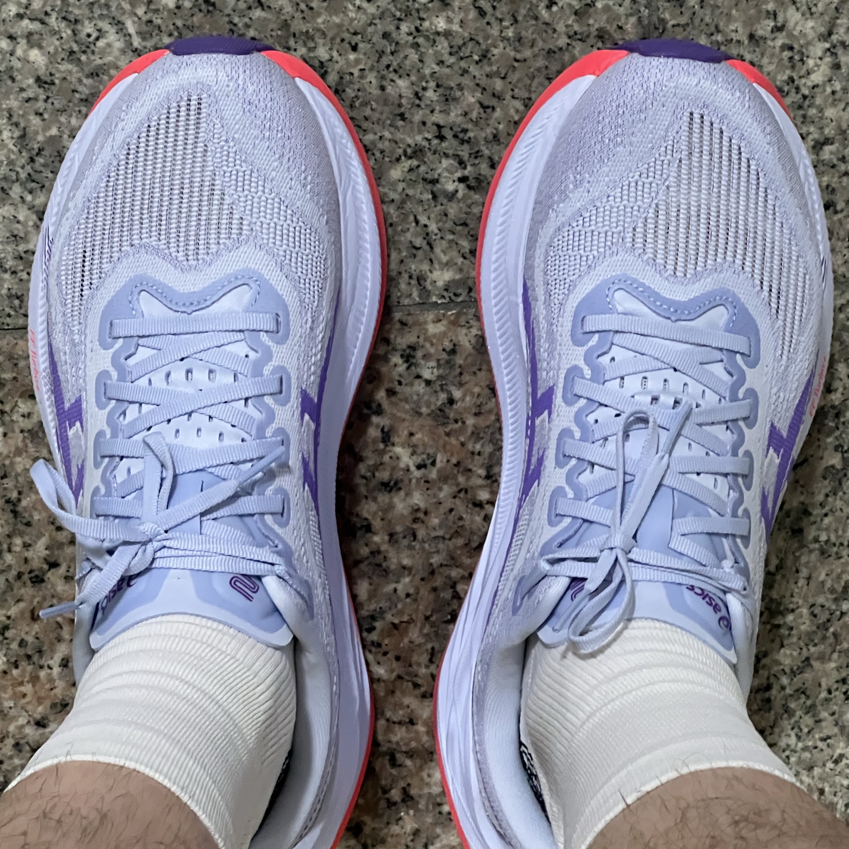 Asics Superblast 2 Blue Fade Edo Purple 착용 스타일