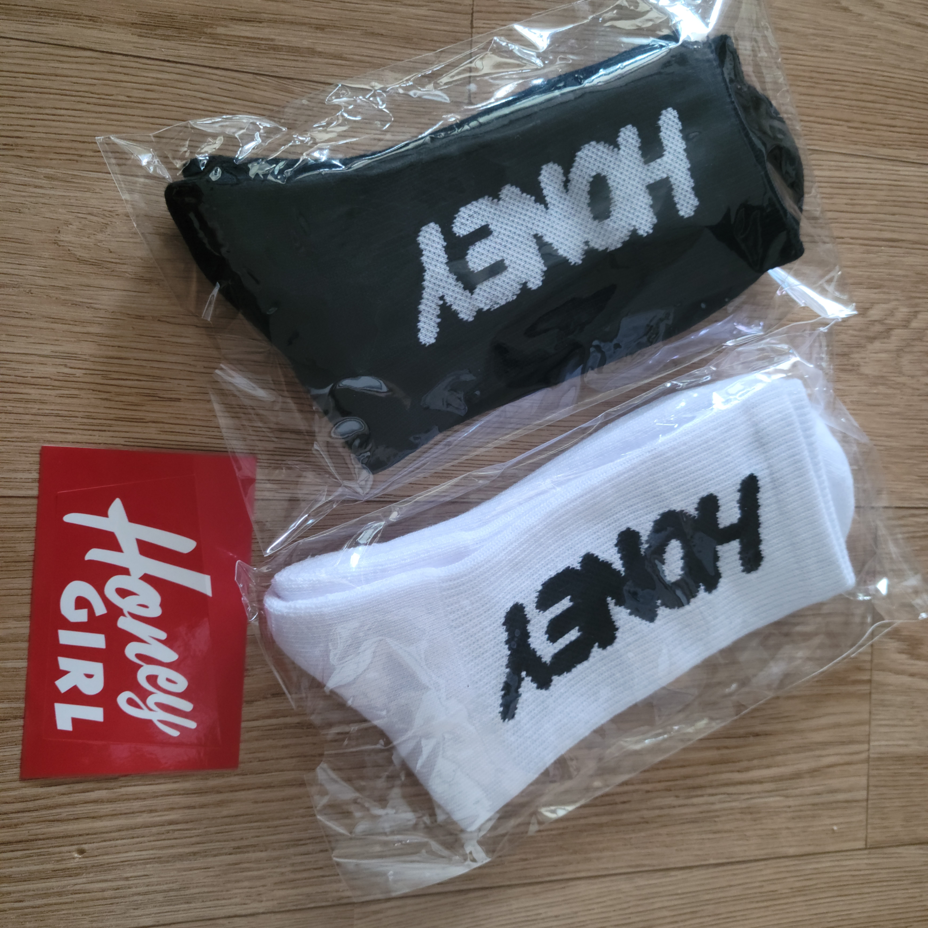 Honey Scoop House Honey Logo Socks 2Pack Multi 착용 스타일