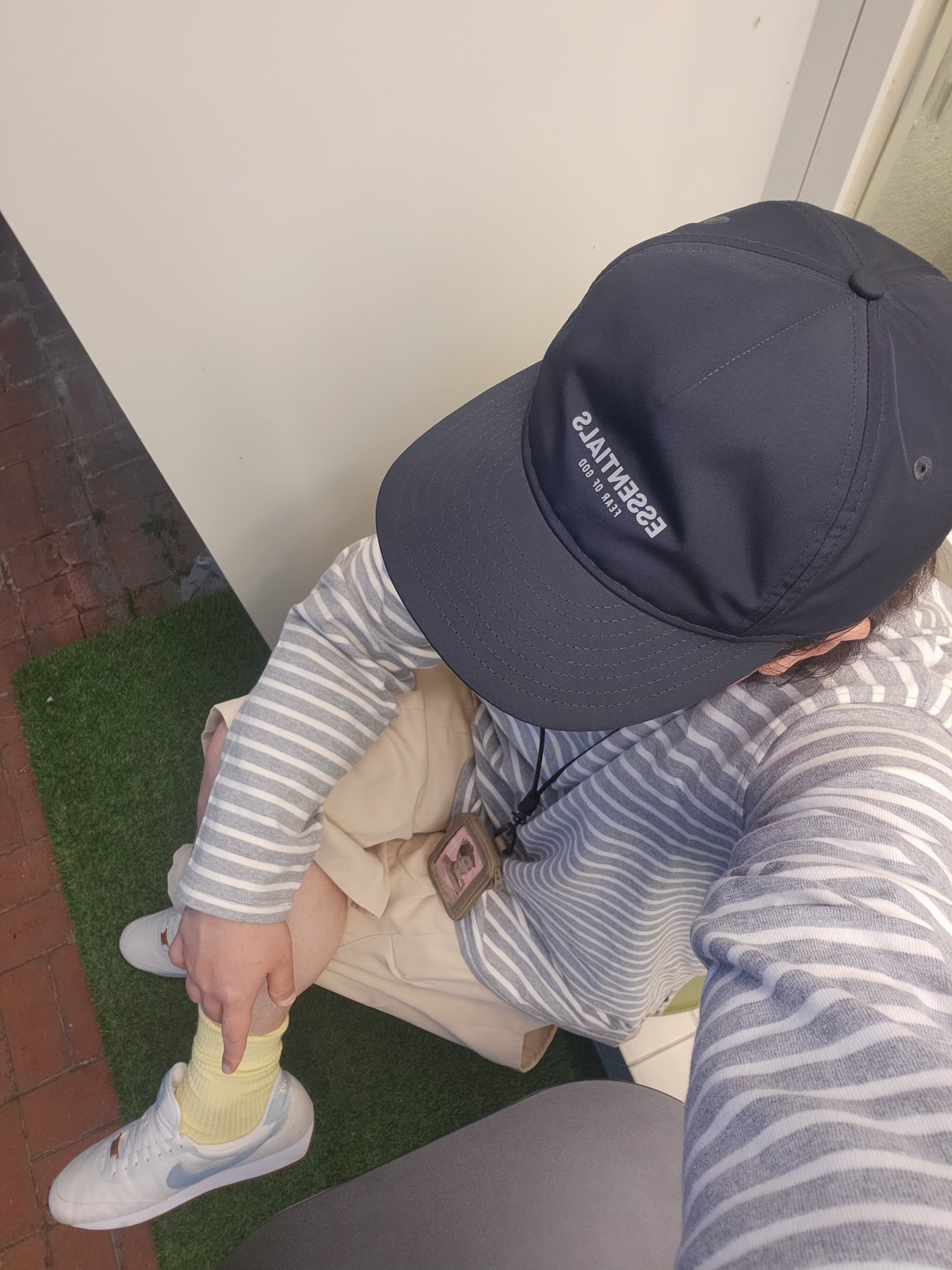 (W) Nike Daybreak SE Indigo, Essentials x New Era Retro Crown Strapback Navy 착용 스타일 - 1