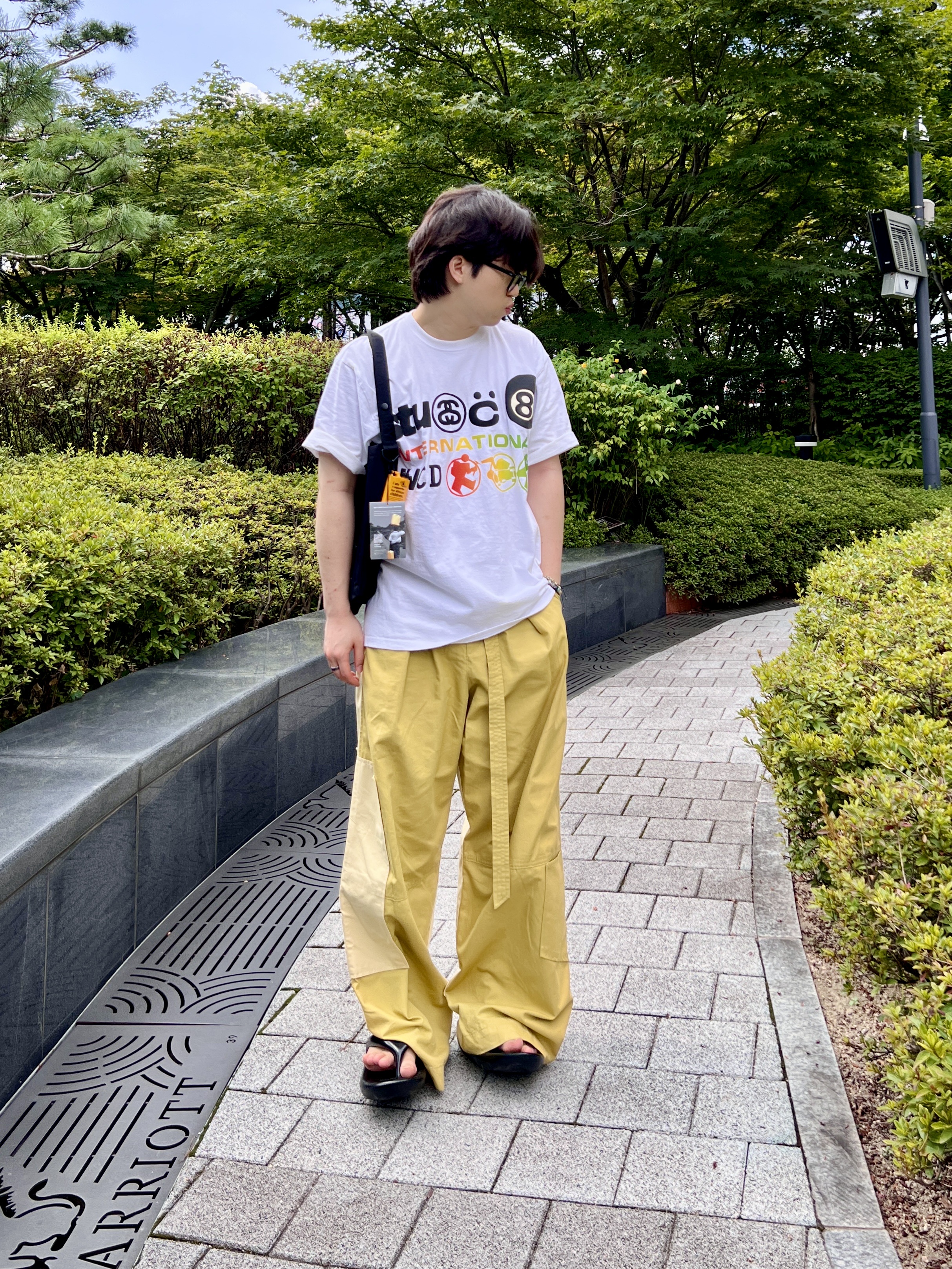 Taw&Toe Flip Flop Zerovity OG Glossy Black, Stussy x Cactus Plant Flea Market International T-Shirt White 착용 스타일