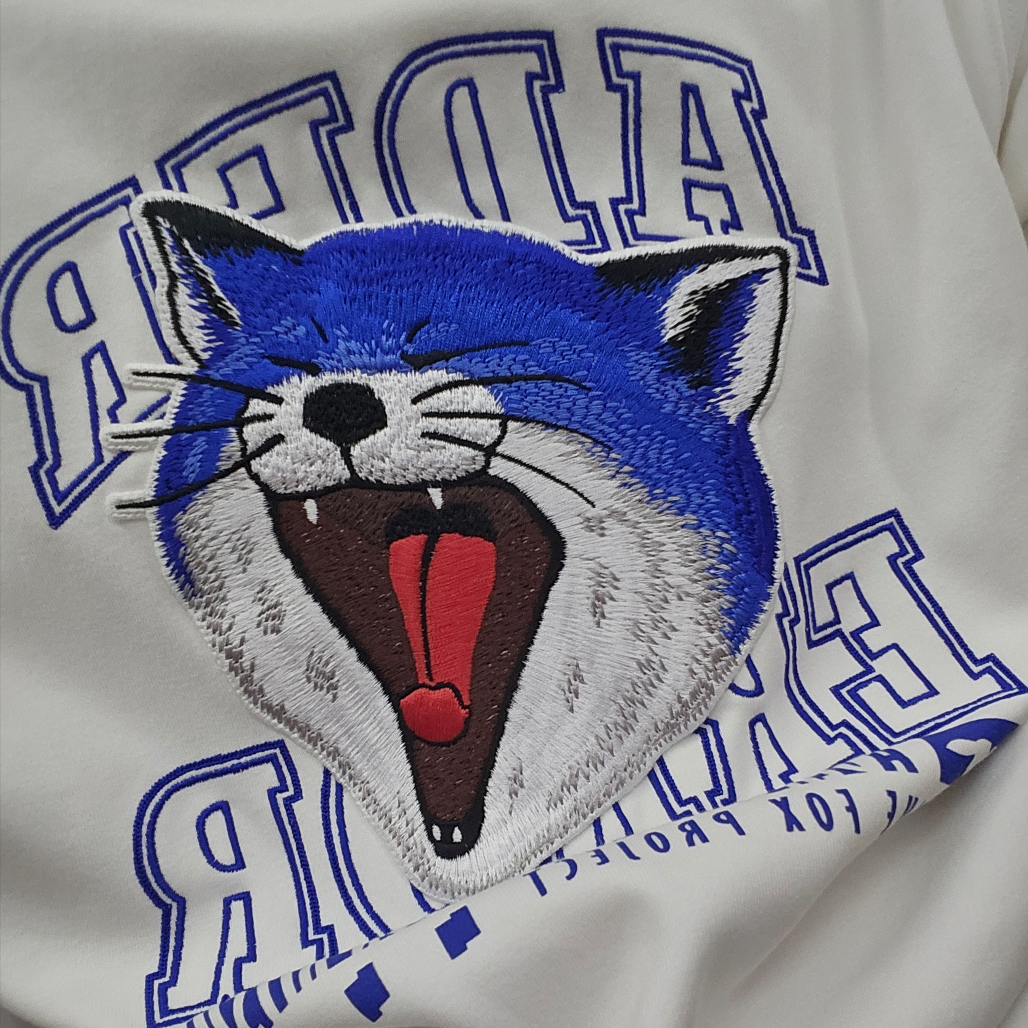 Maison Kitsune x Ader Error Yawn Fox T-Shirt Off White 착용 스타일