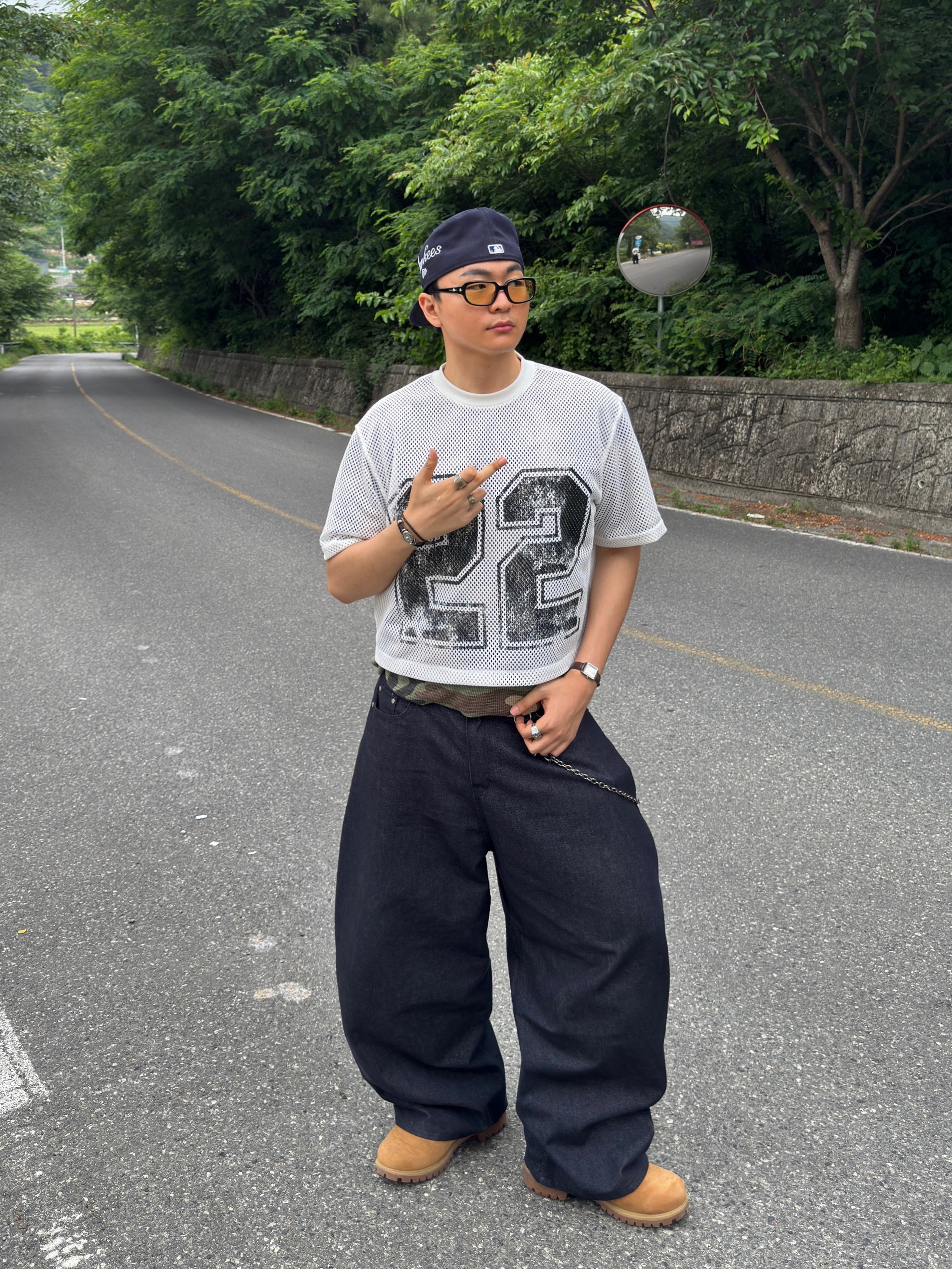 Stussy Pigment Dyed SS Thermal T-Shirt Camo, Casio LTP-V007L-9B 착용 스타일 - 2