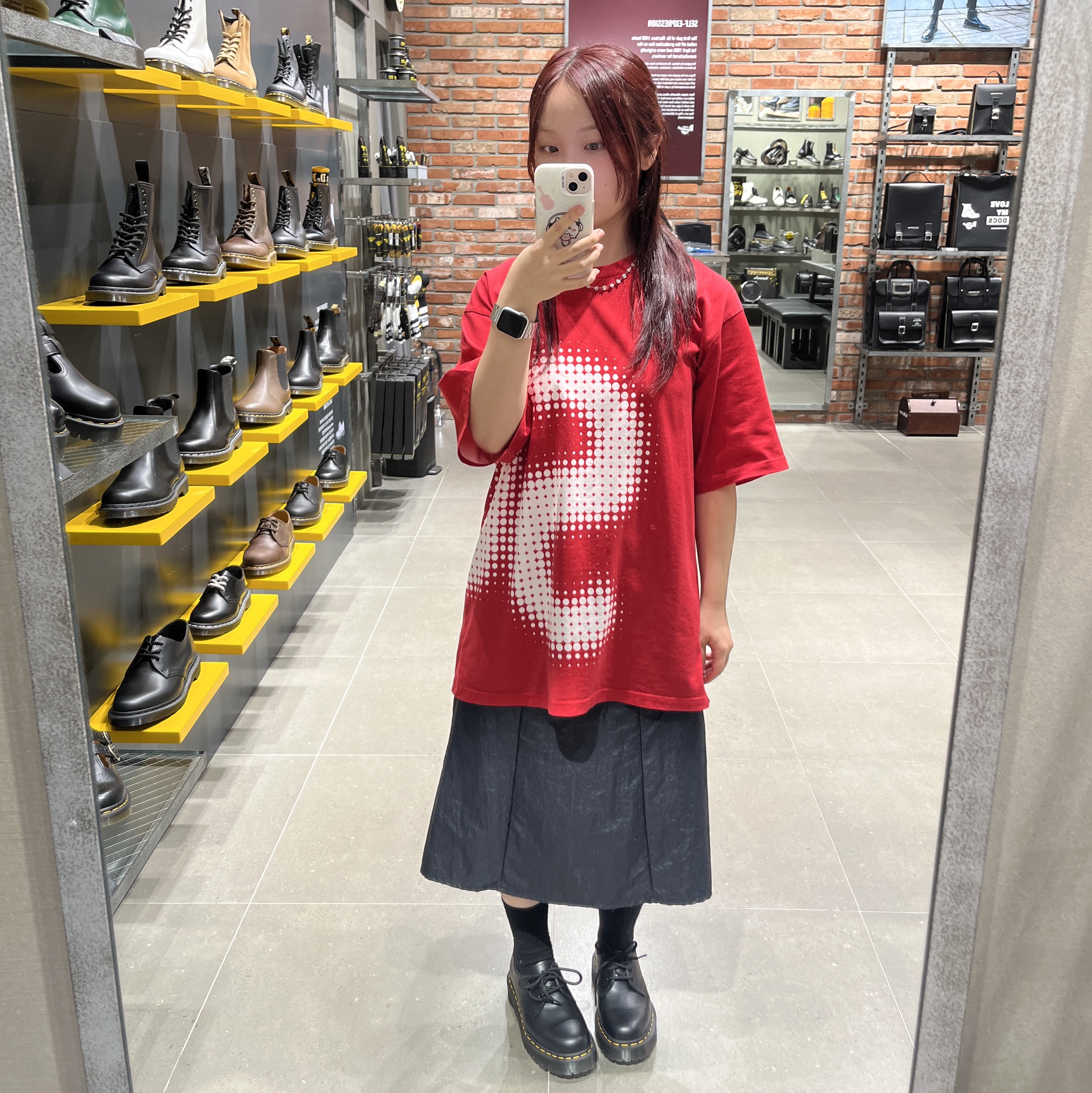Dr. Martens 1461 Bex Black, Supreme Small Box T-Shirt Red - 25SS 착용 스타일