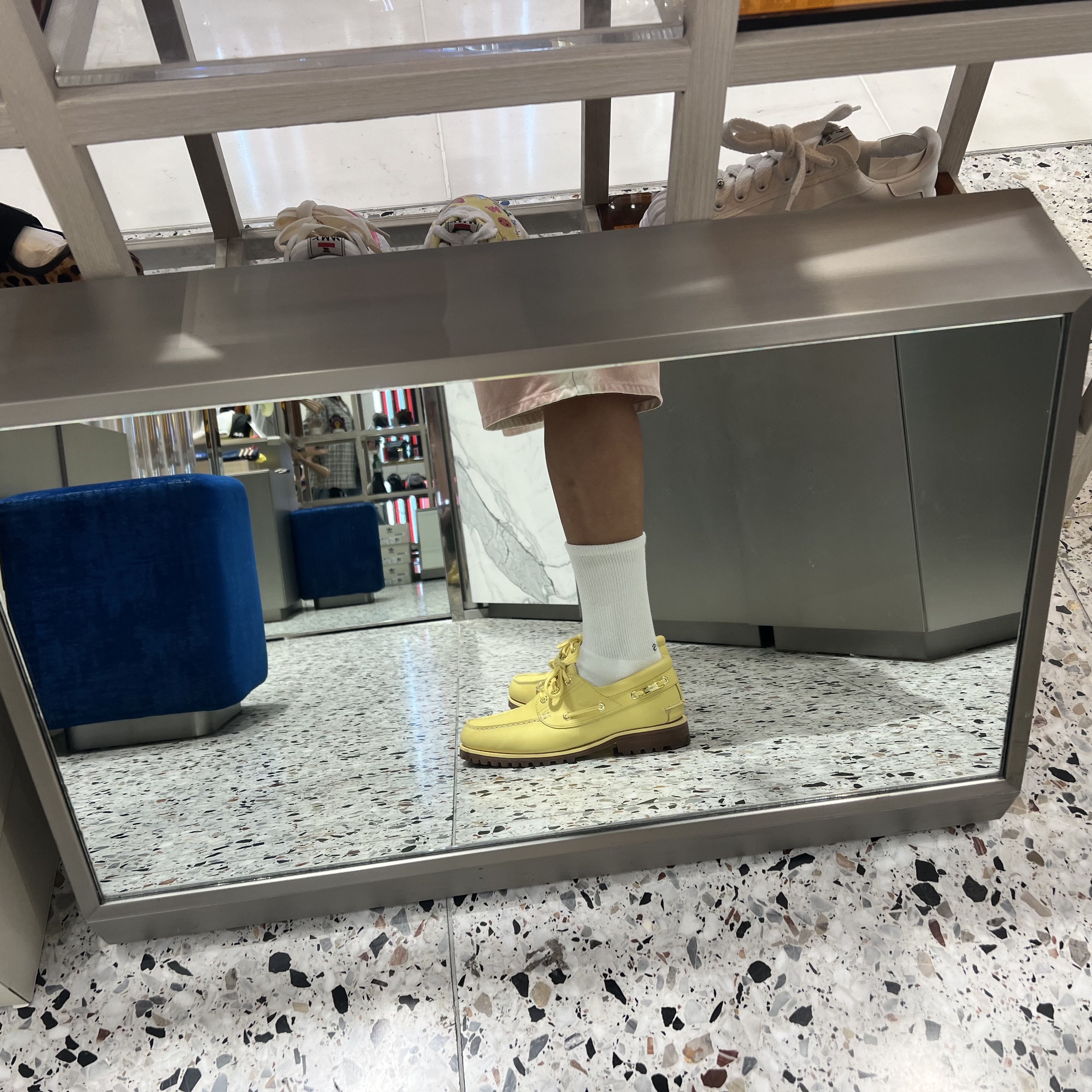 Timberland x Jacquemus 3-Eye Lug Boat Shoes Yellow - Medium 착용 스타일