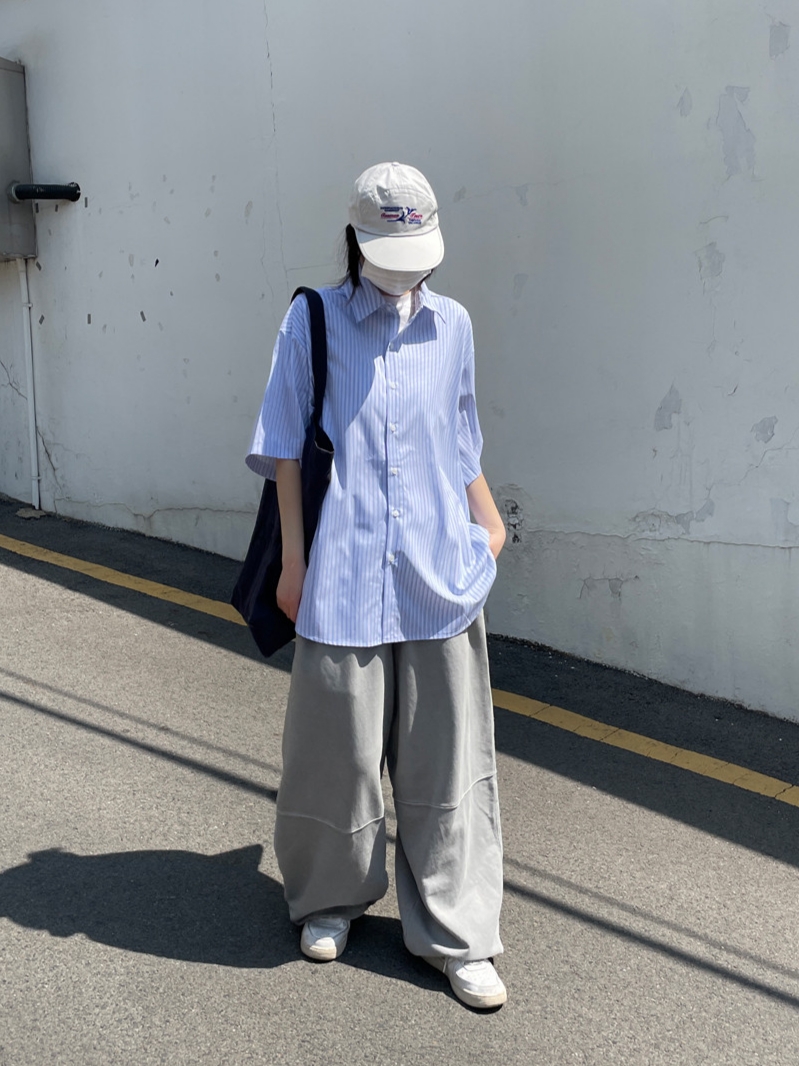 Acne Studios Velcro Strap Sneakers White 착용 스타일 - 1