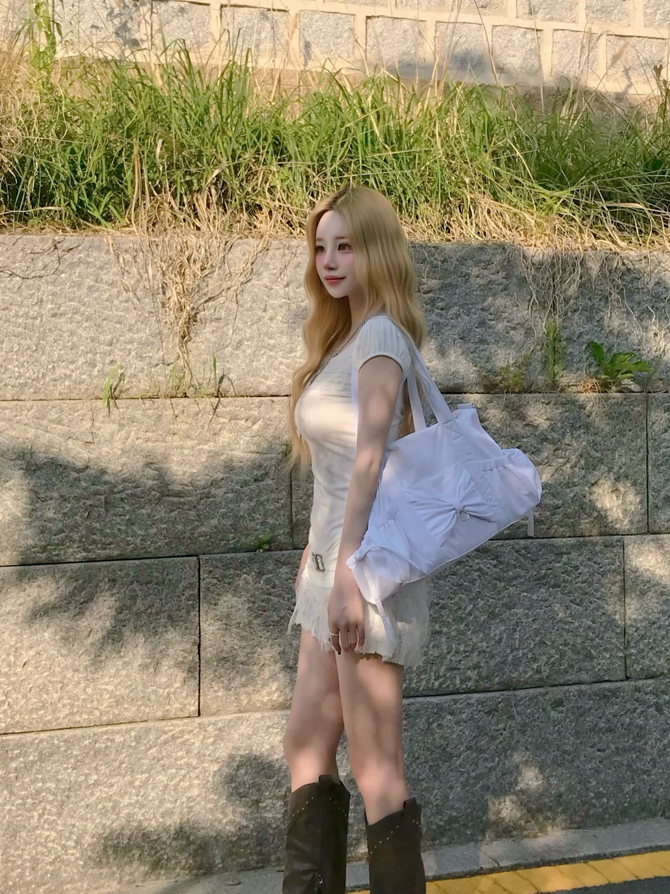 Don't Ask My Plan Lace Frill Floral Shorts - WHITE 착용 스타일 - 7