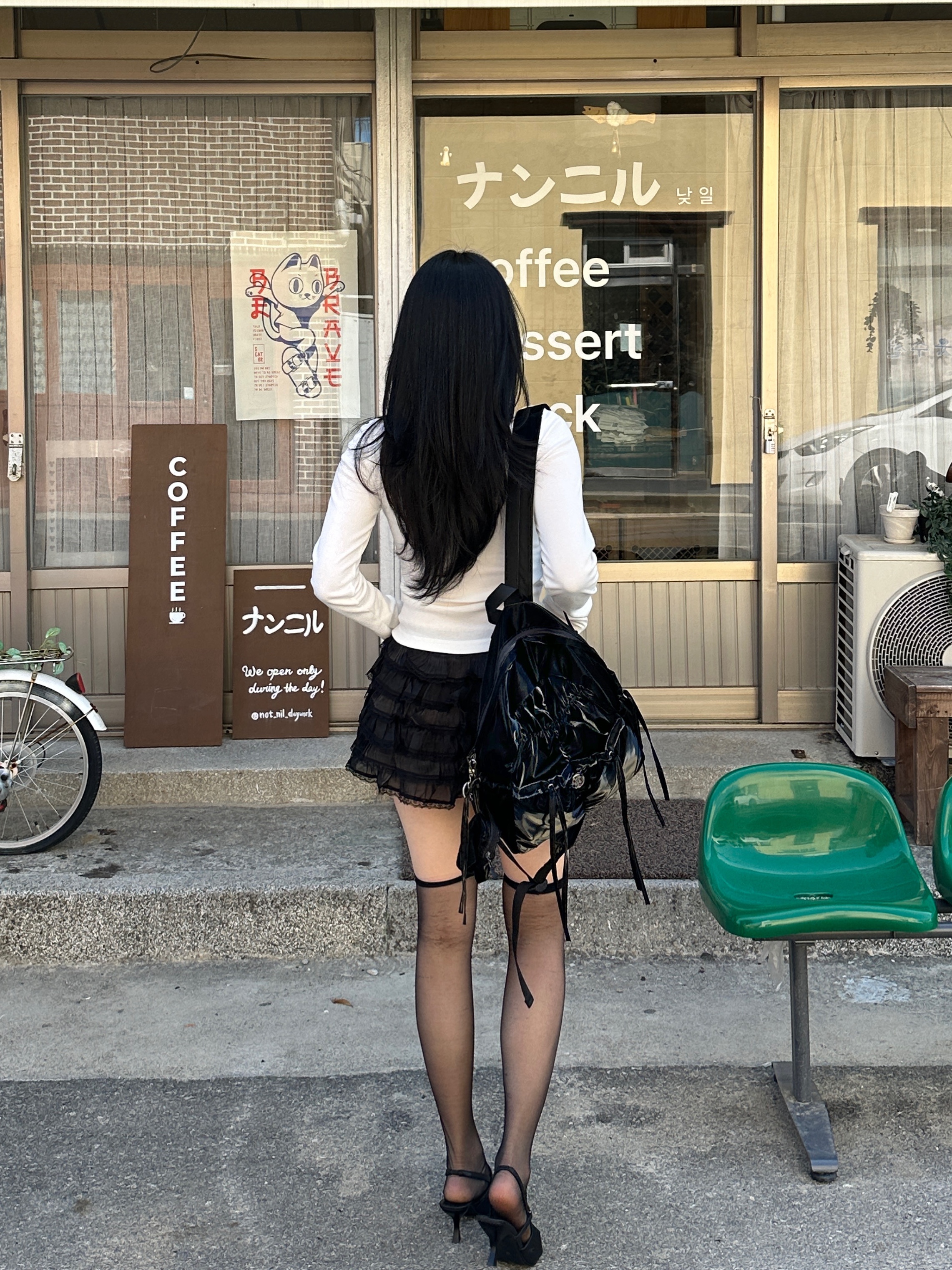 Don't Ask My Plan 4pocket Mini Yuneseul Backpack - black 착용 스타일 - 5