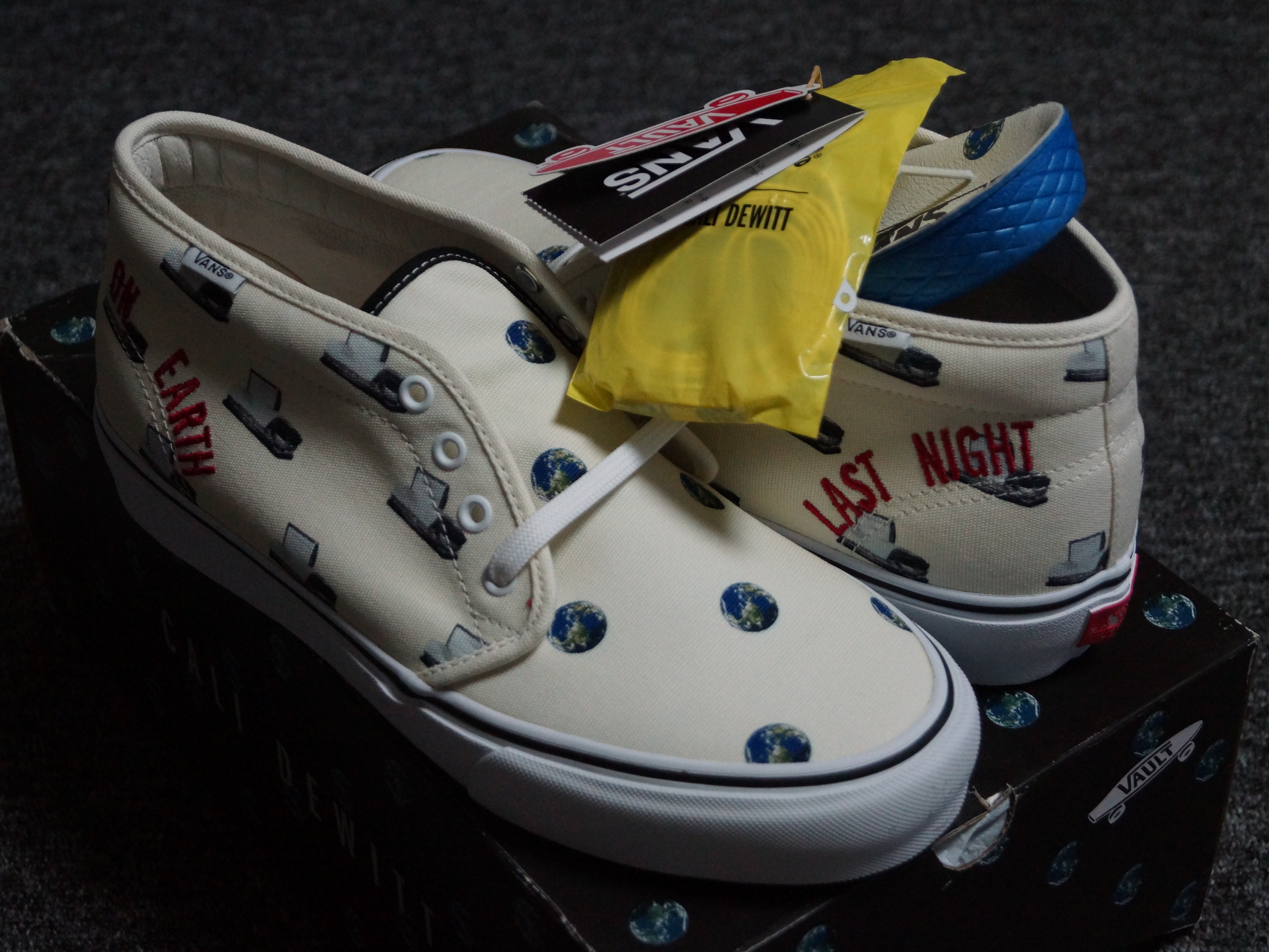 Vans Vault x Cali Thornhill DeWitt Chukka Boot LX Last Night On Earth White 착용 스타일