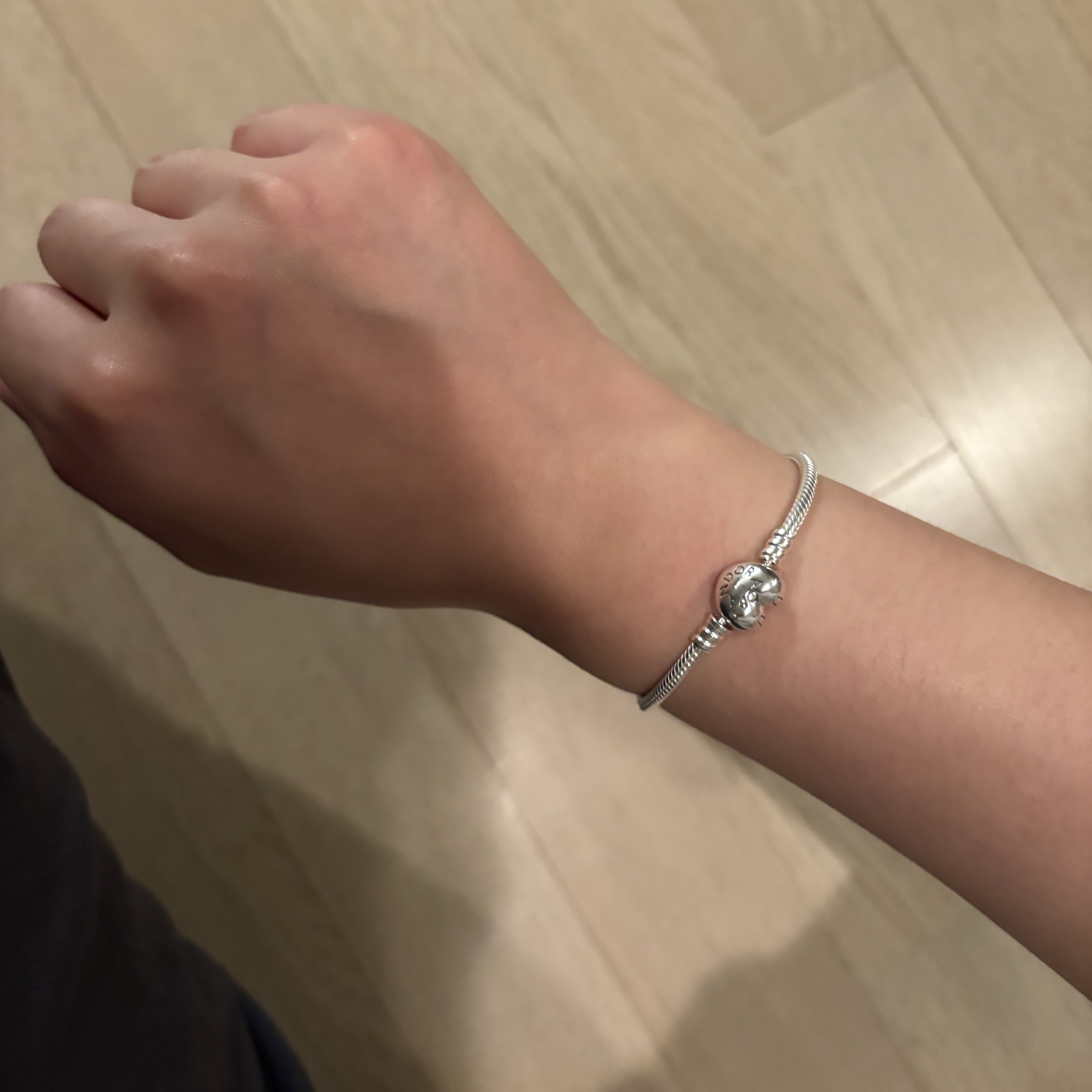 (W) Pandora Heart Shaped Clasp Bracelet Sterling Silver 착용 스타일