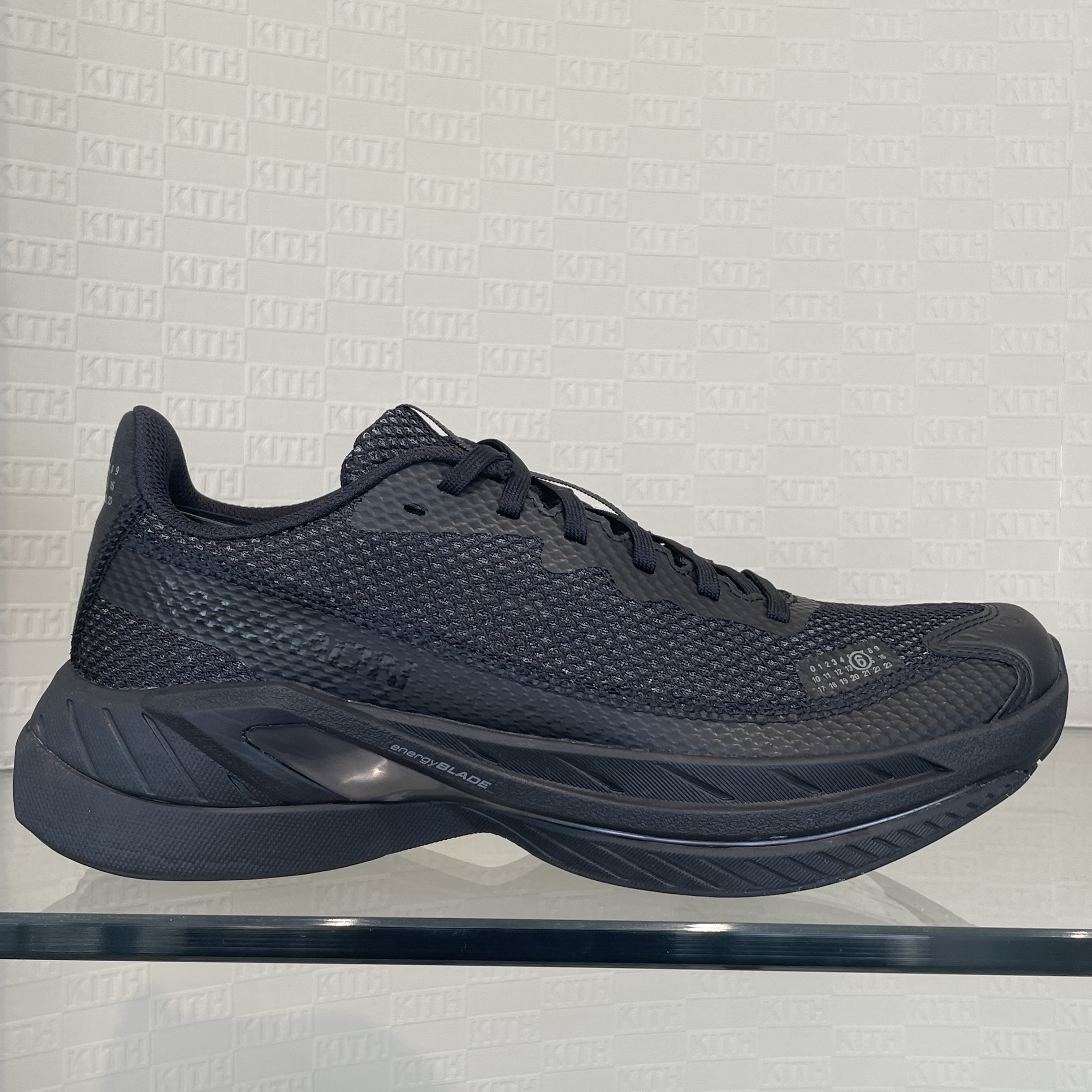 Salomon x MM6 Maison Margiela Spectur 2 Black Pewter 착용 스타일