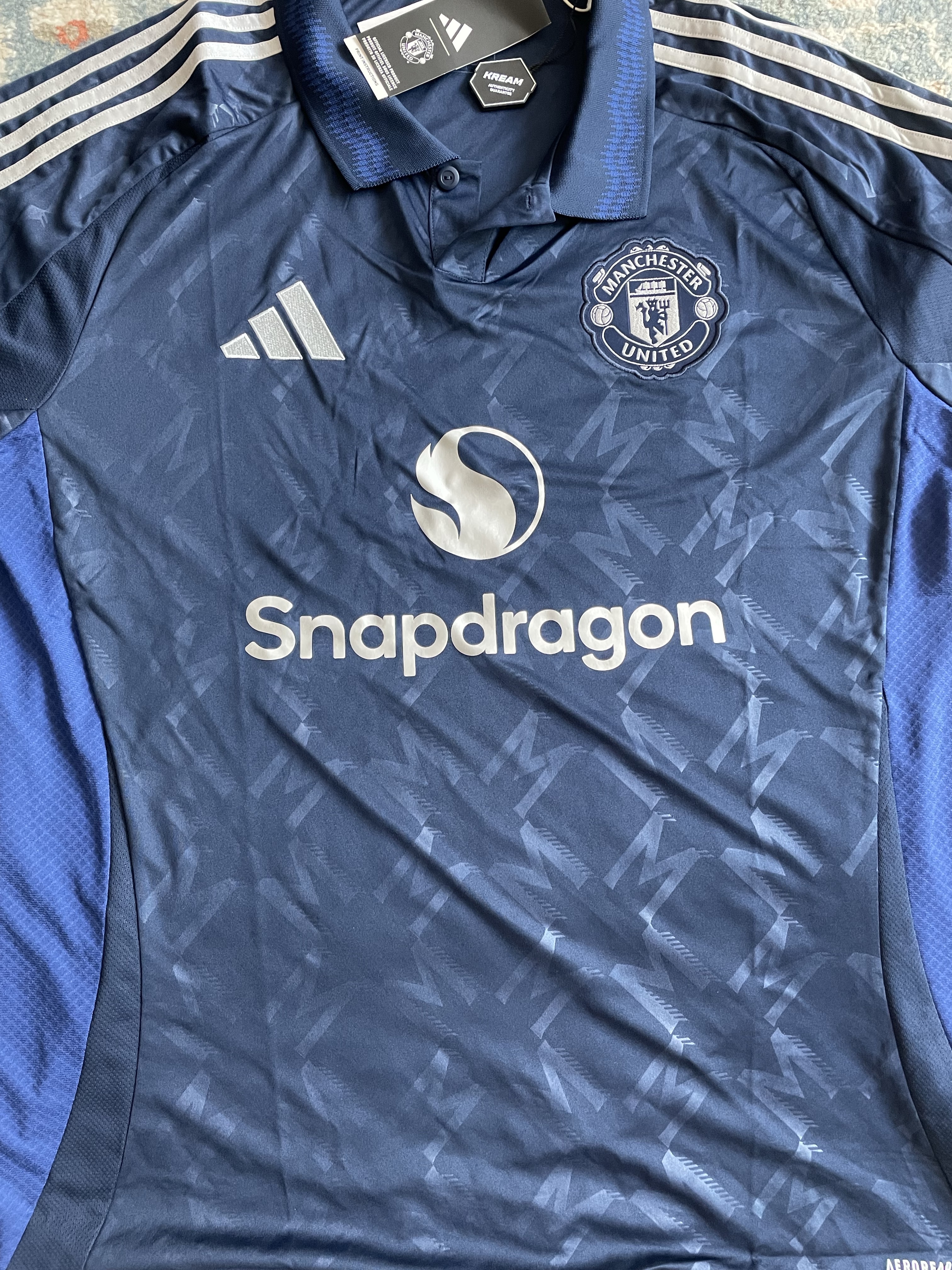 Adidas Manchester United 2024/25 Away Jersey Night Indigo - KR Sizing (Non Marking Ver.) 착용 스타일 - 5