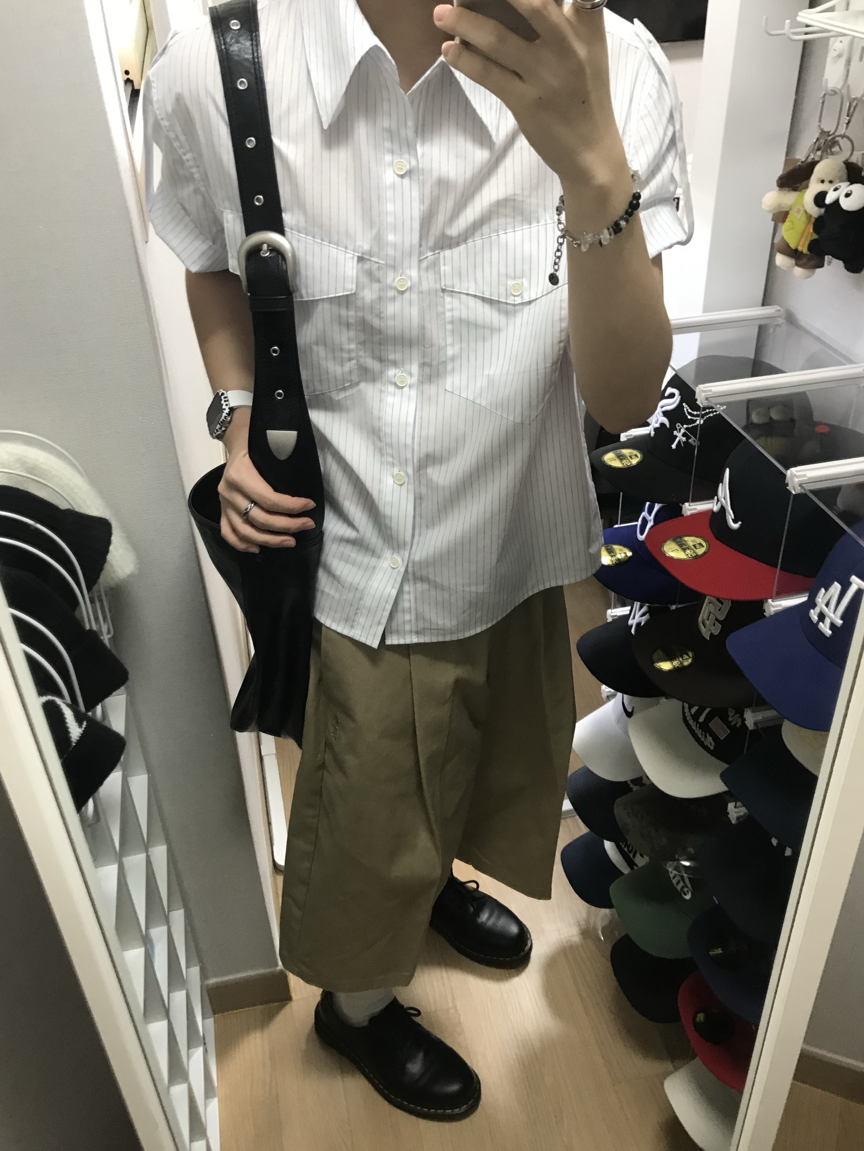 Dr. Martens 1461 Smooth Black, Waviness Horizon Stripe Half shirts Blue Stripe 착용 스타일 - 1