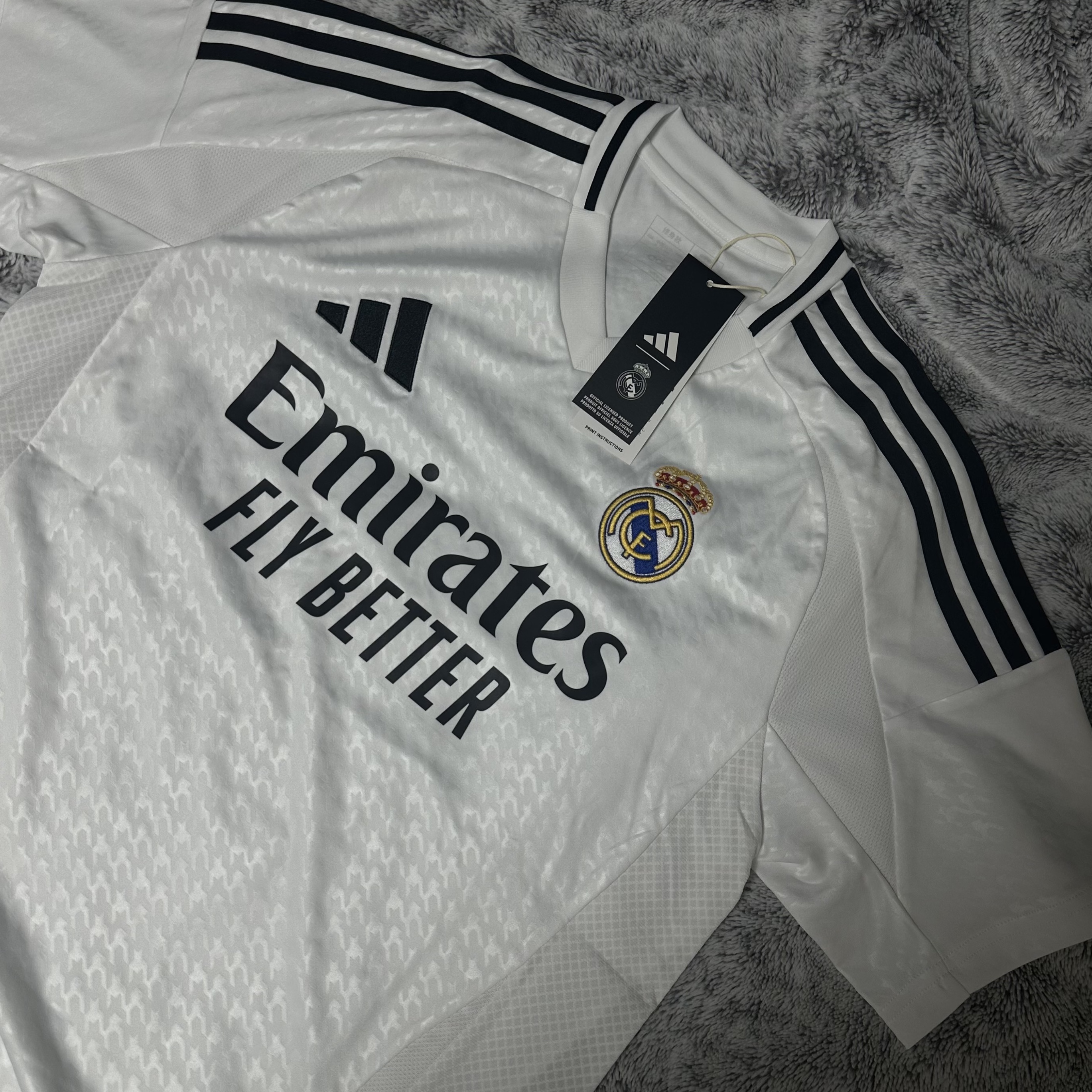 Adidas Real Madrid 2024/25 Home Jersey White - KR Sizing (Non Marking Ver.) 착용 스타일