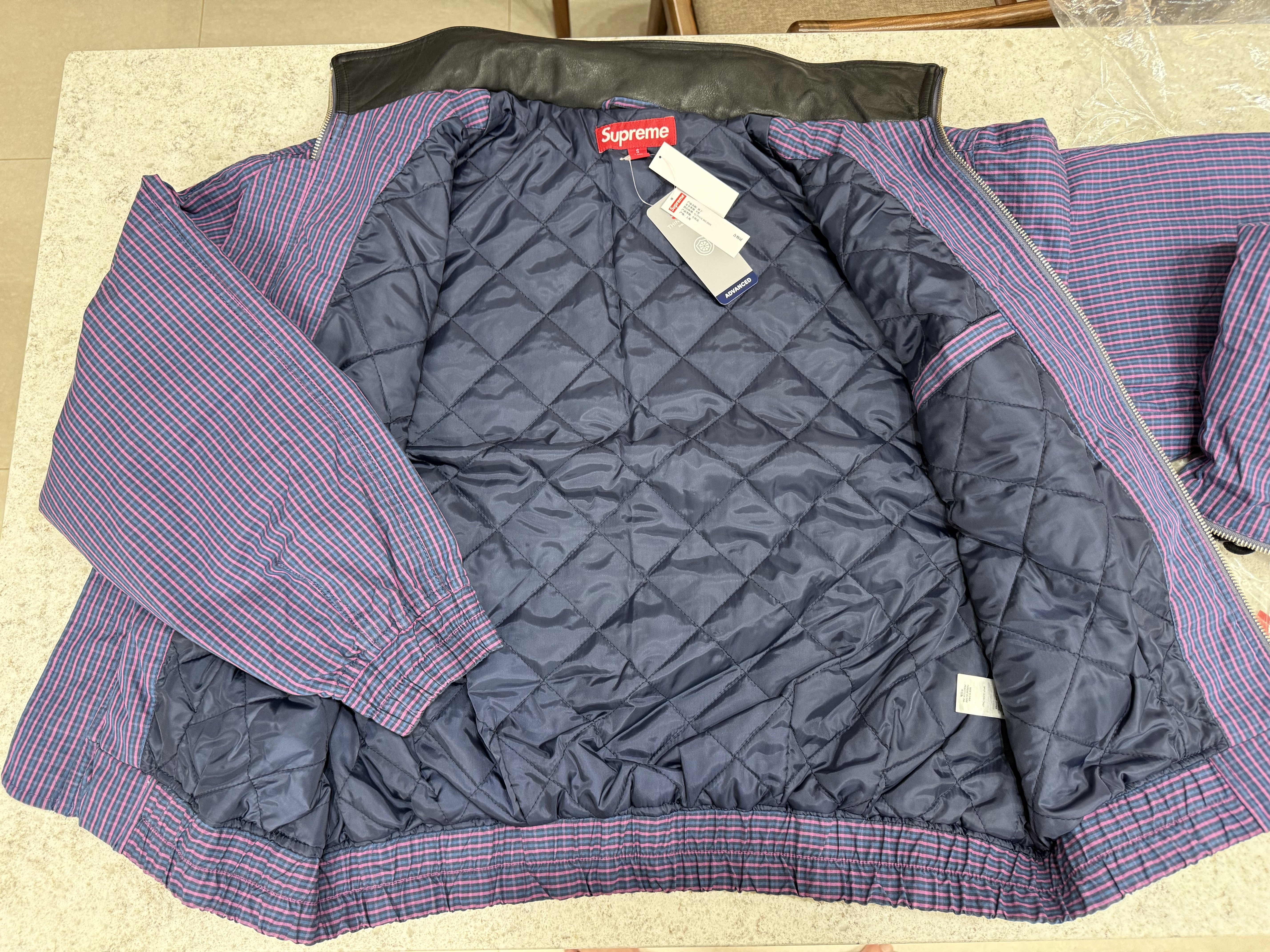 Supreme Leather Collar Utility Jacket Blue Plaid - 25SS 착용 스타일 - 6