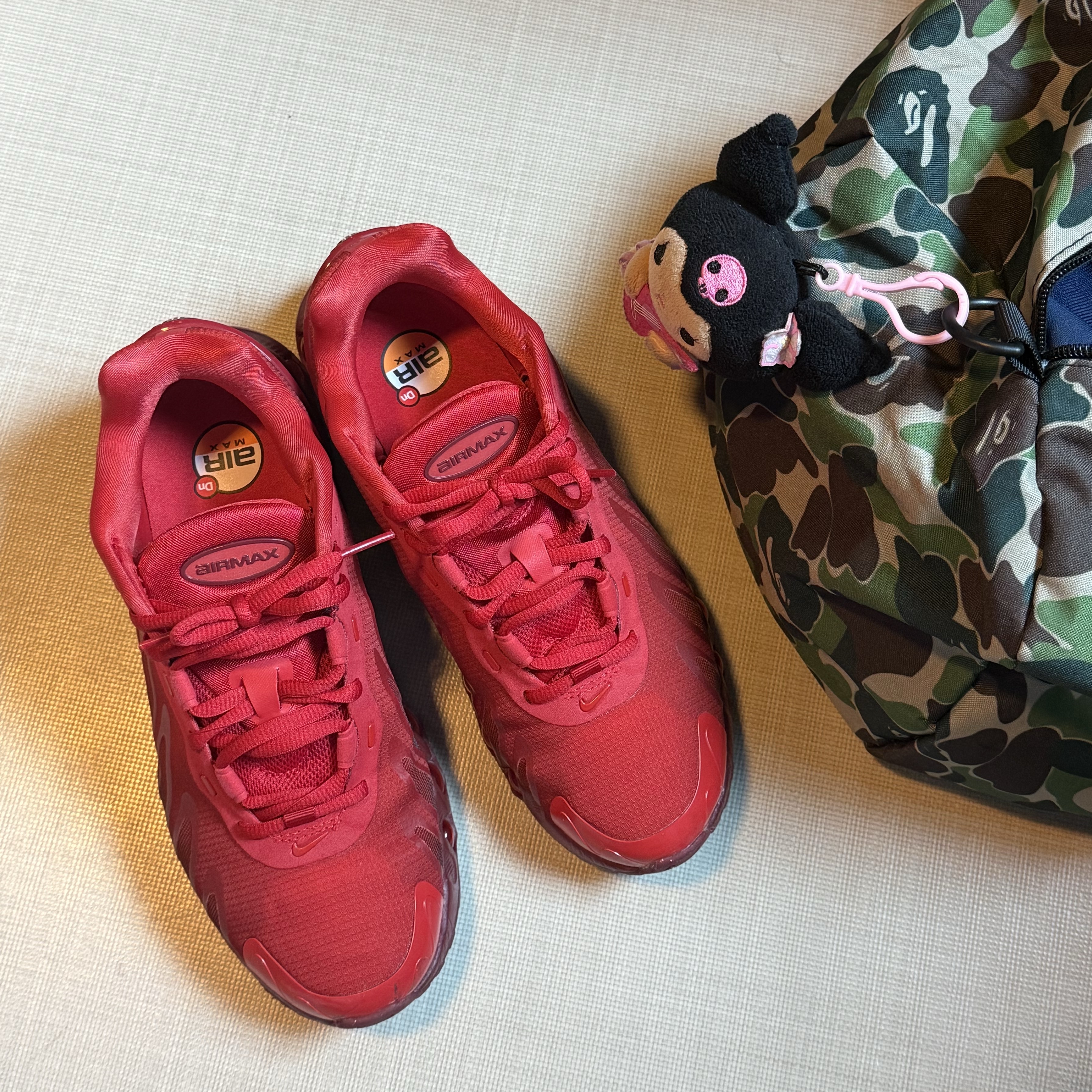 (W) Nike Air Max Dn8 University Red Tough Red 착용 스타일
