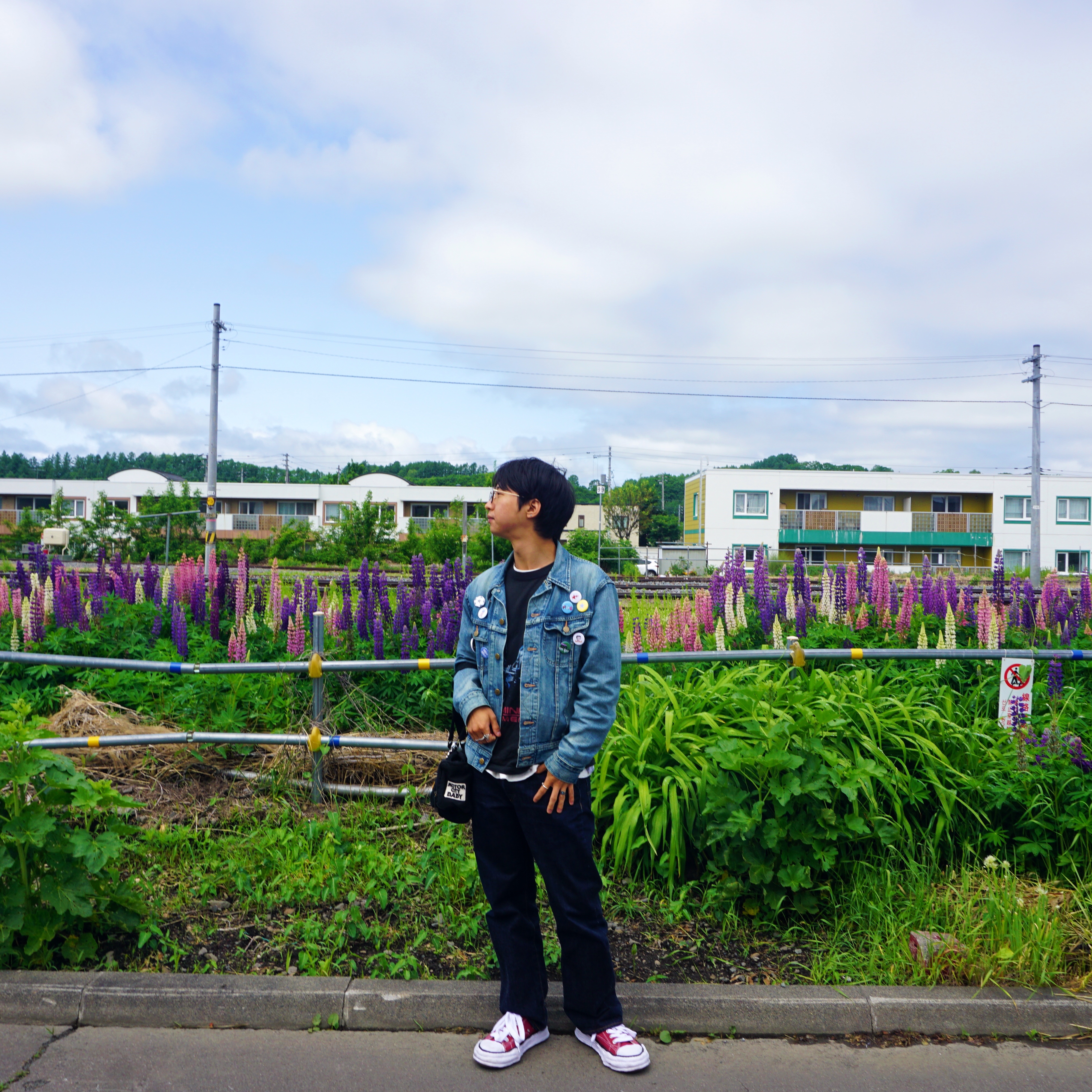 Maison Mihara Yasuhiro Blakey OG Sole OH Canvas Low-top Sneakers Black, Kangol Bamboo Hawker Black 착용 스타일 - 6