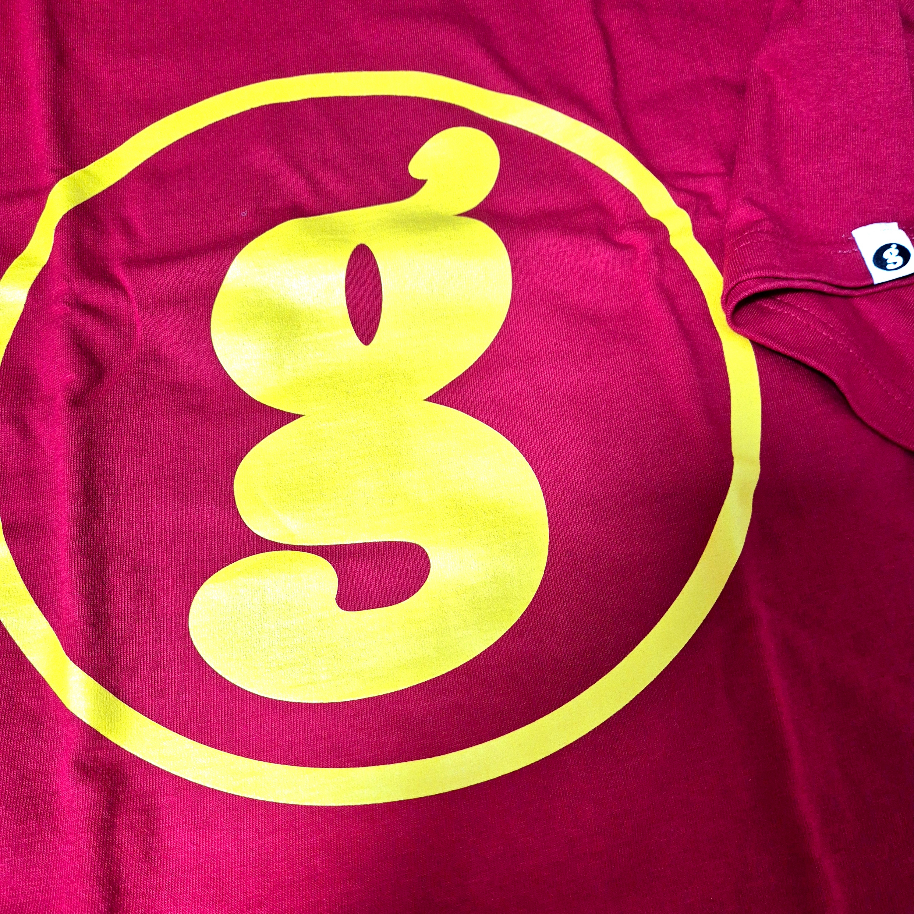 Supreme x GOODENOUGH End Racism T-Shirt Red - 25SS 착용 스타일 - 1