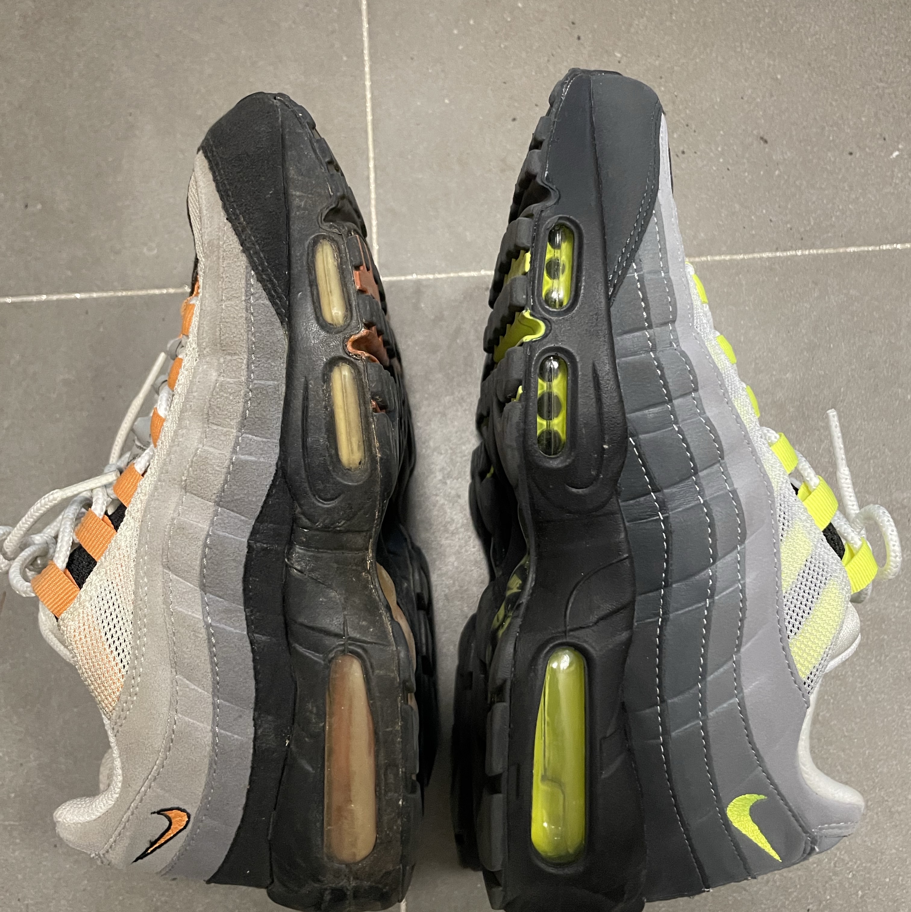 Nike Air Max 95 OG Bright Mandarin, Nike Air Max 95 OG Neon Yellow 2020 착용 스타일