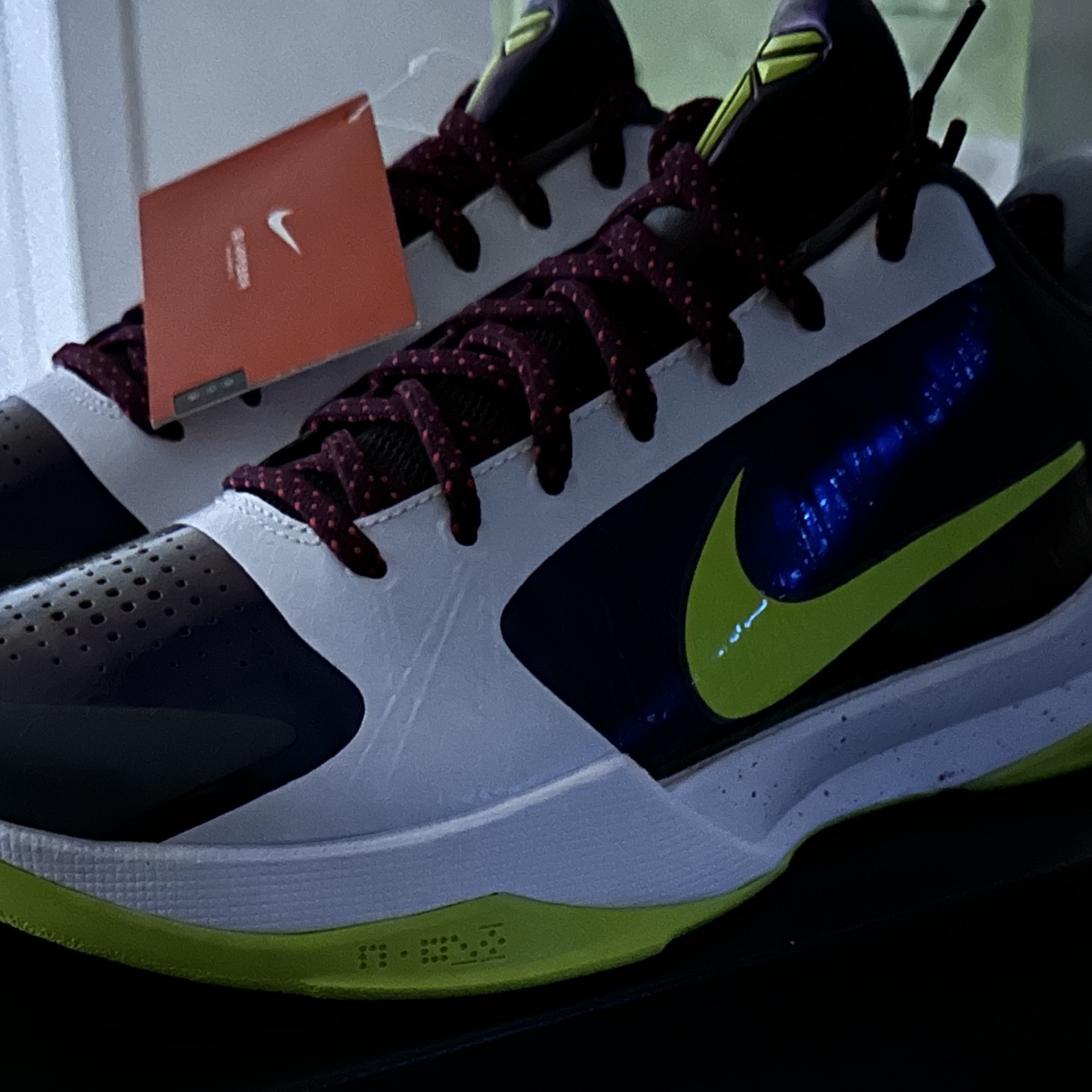 Nike Kobe 5 Chaos 착용 스타일