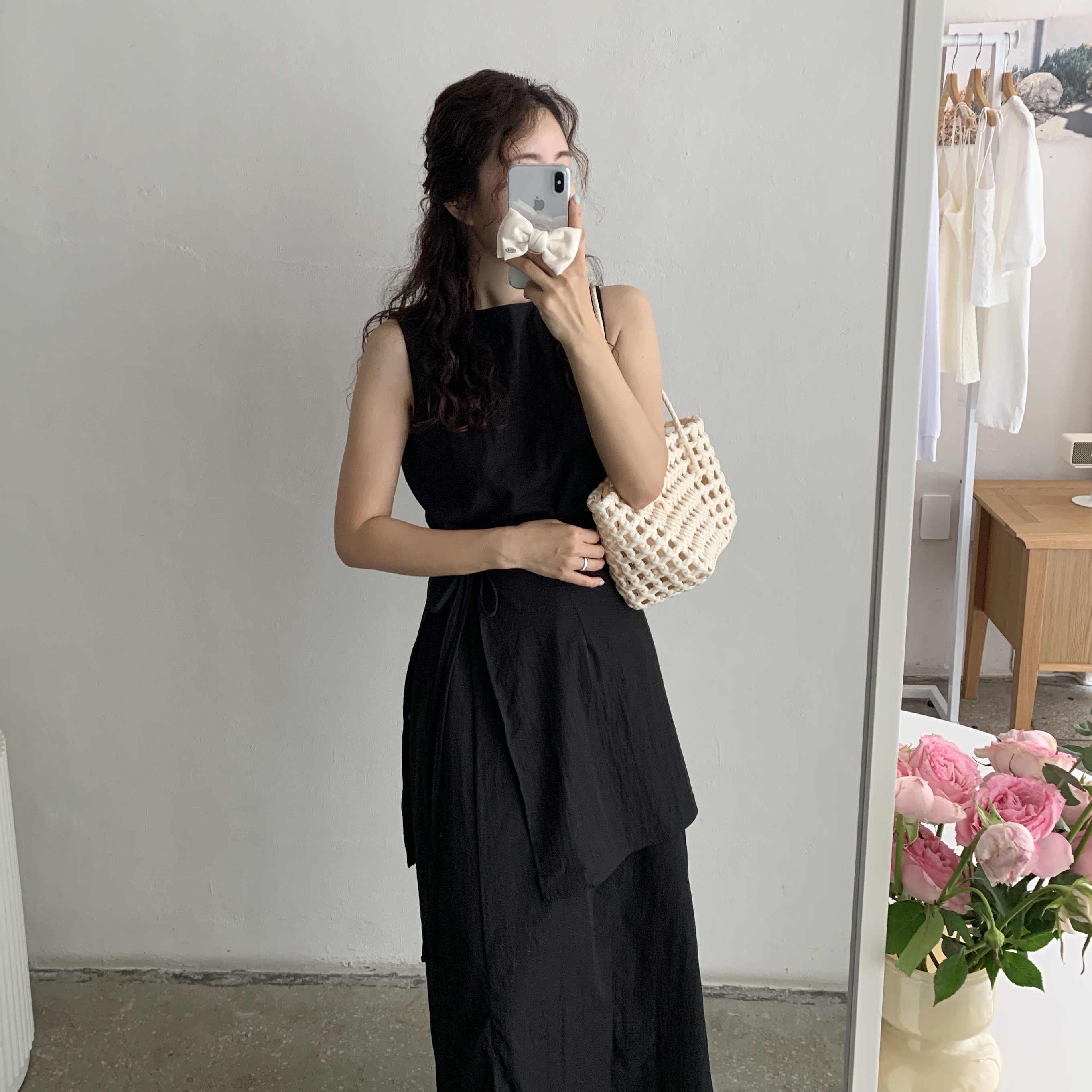 Oofos OOriginal Black 착용 스타일 - 2