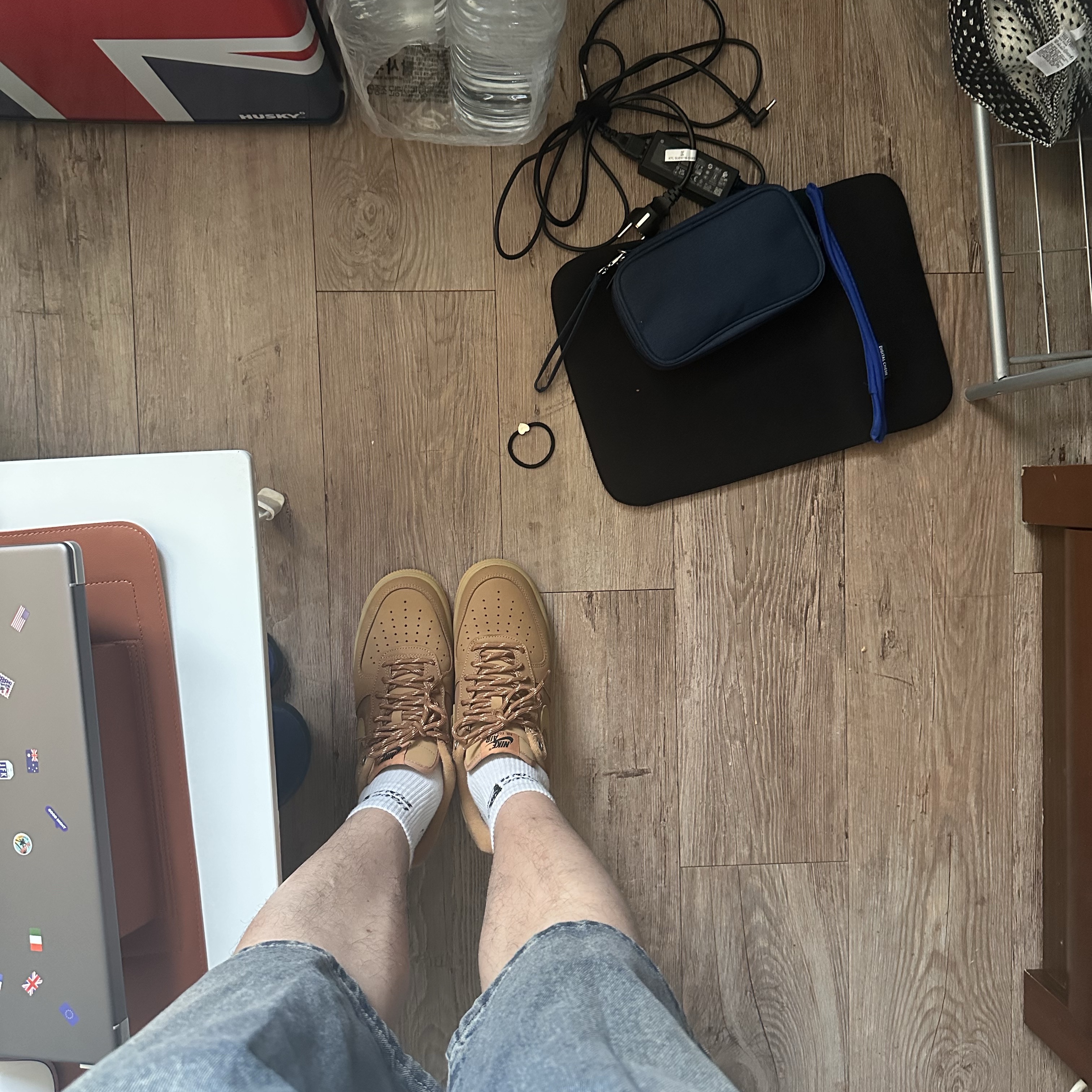 Nike Air Force 1 '07 WB Flax 착용 스타일 - 4