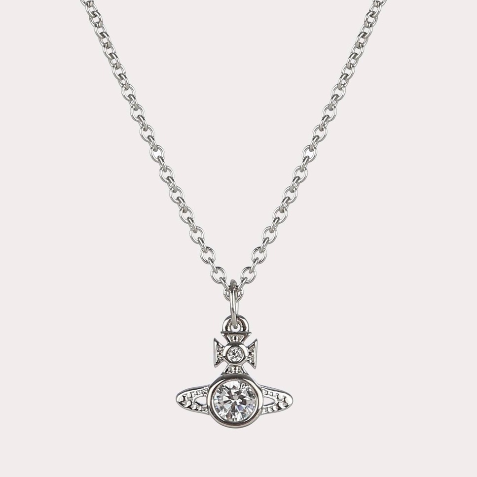 Vivienne Westwood London Orb Pendant Silver 착용 스타일