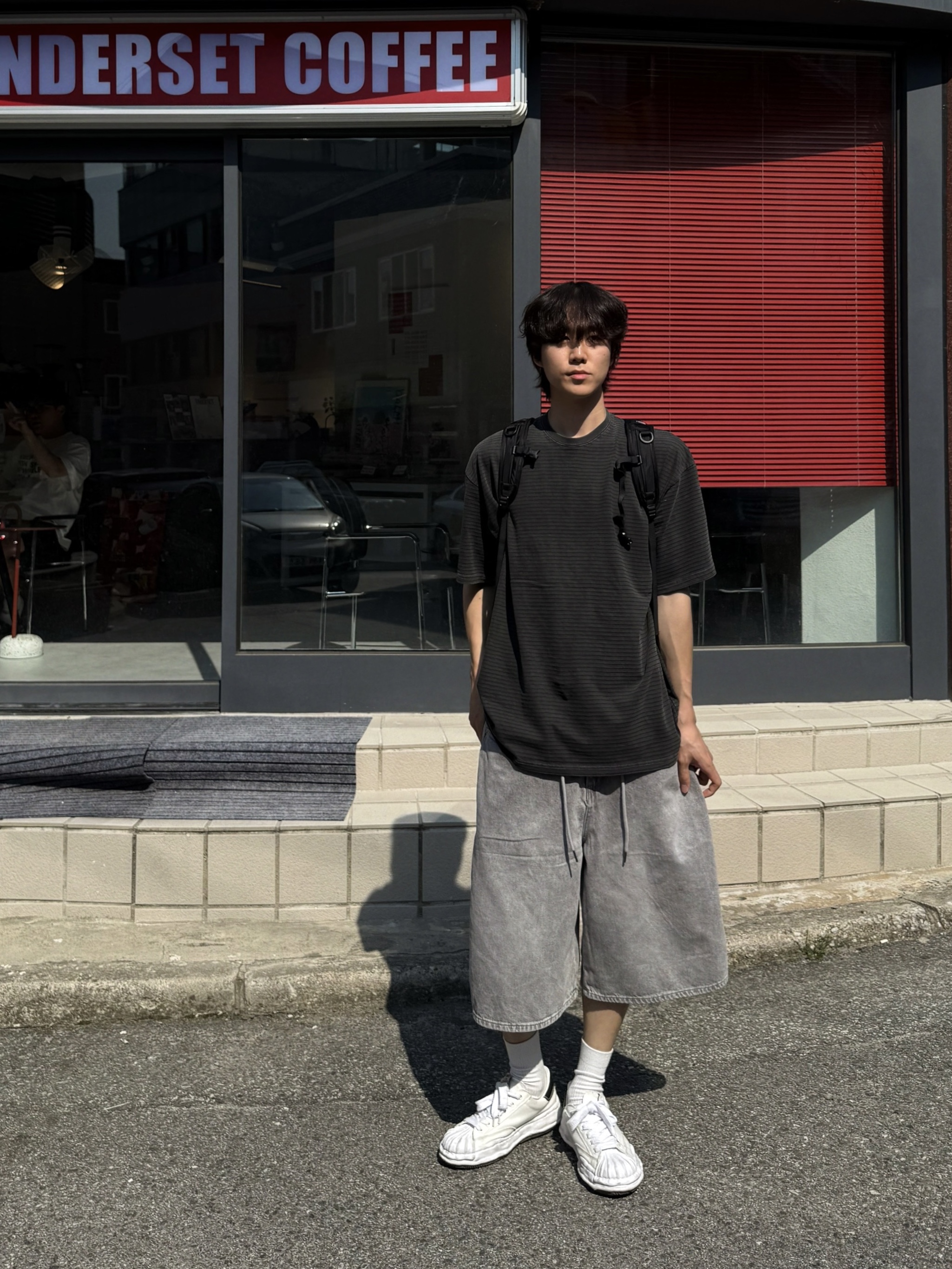 Maison Mihara Yasuhiro Blakey OG Sole Canvas Low-top Sneakers White 착용 스타일 - 1