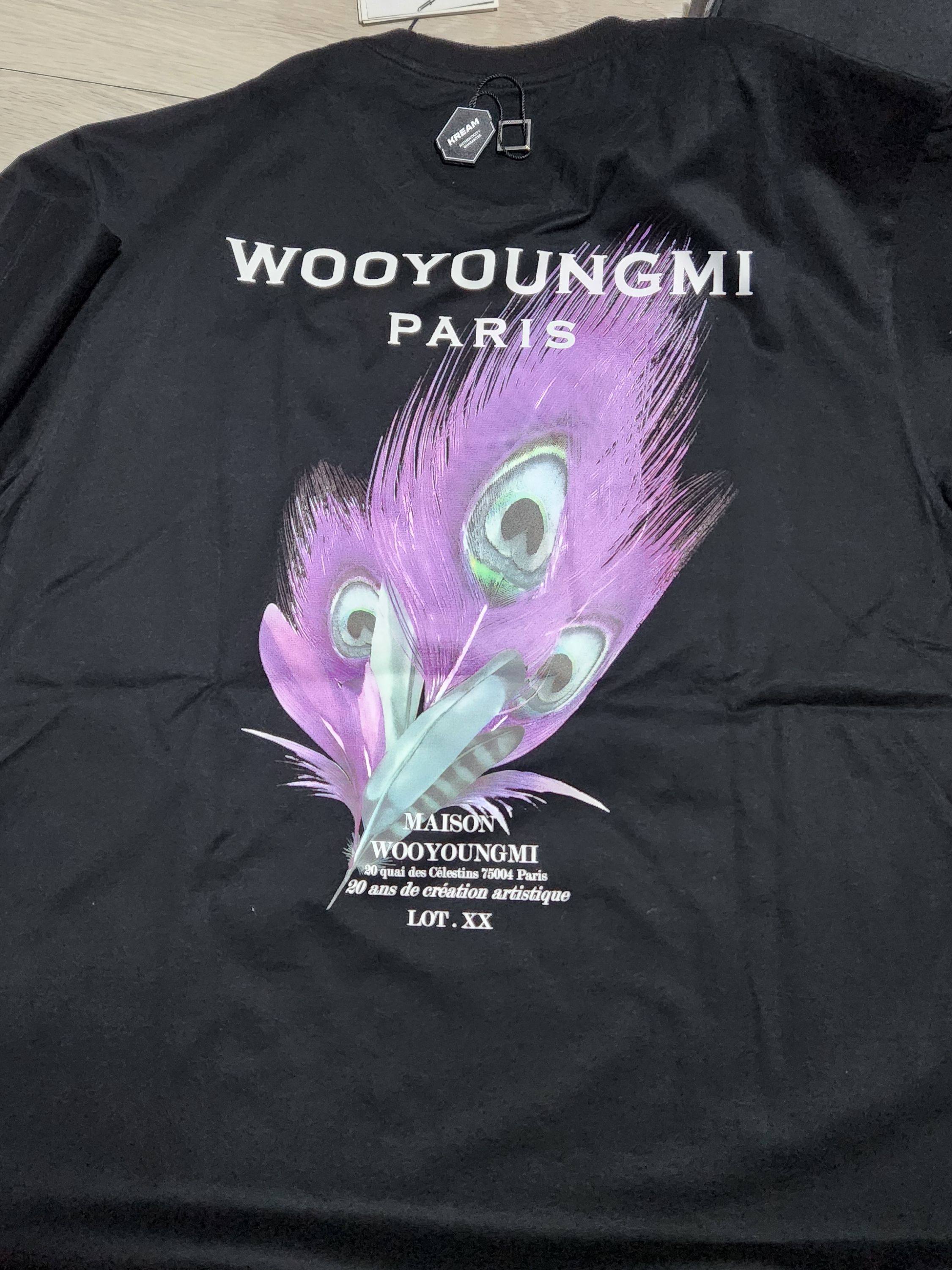 Wooyoungmi Feather Back Logo T-Shirt Black - 23SS, Wooyoungmi Wave Graphic Back Logo T-Shirt Black - 24FW 착용 스타일 - 1