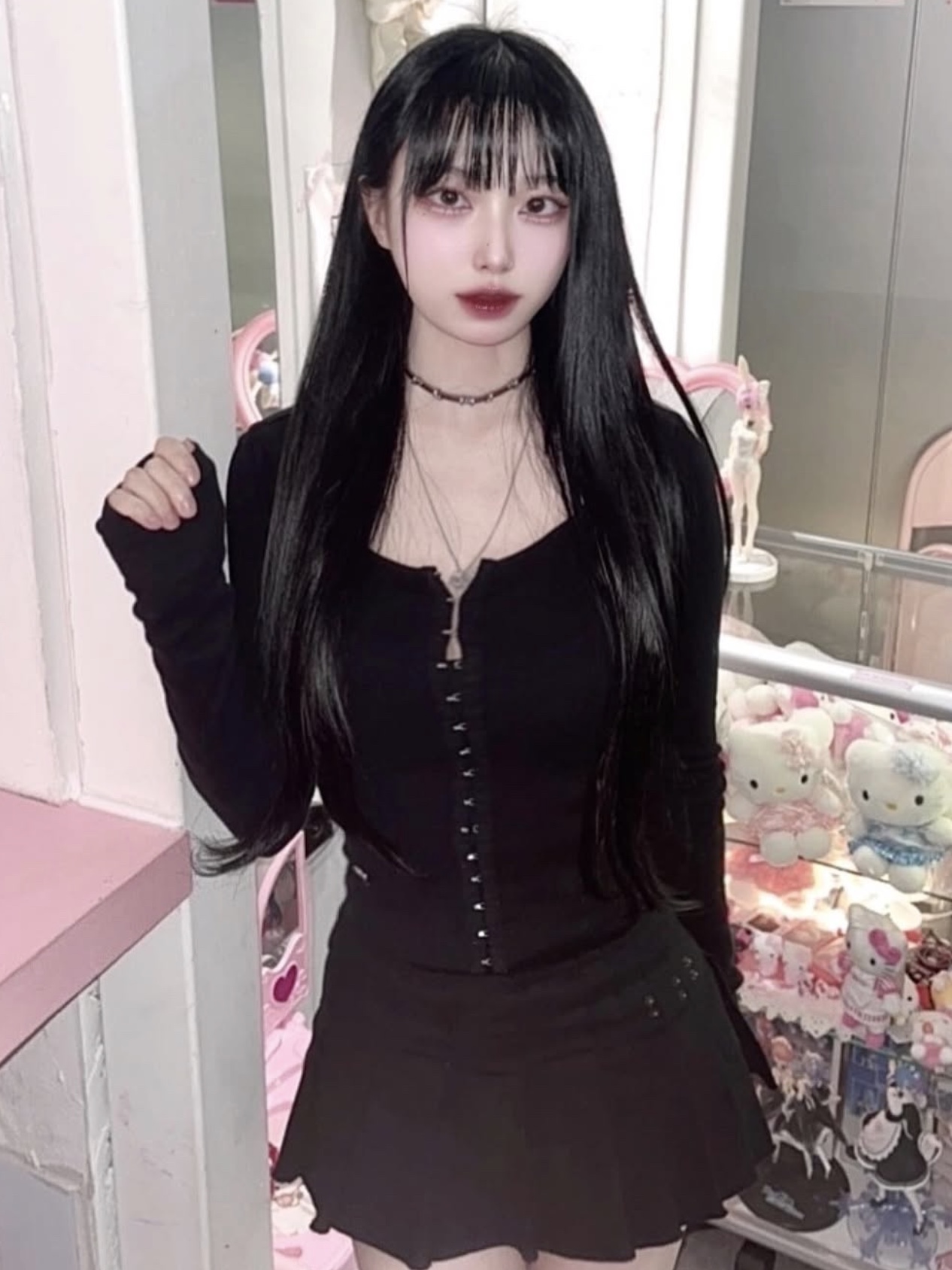 Bonnae Star Rivet Pleated Skort Black, Bonnae Star Rivet Pleated Skort Ivory 착용 스타일