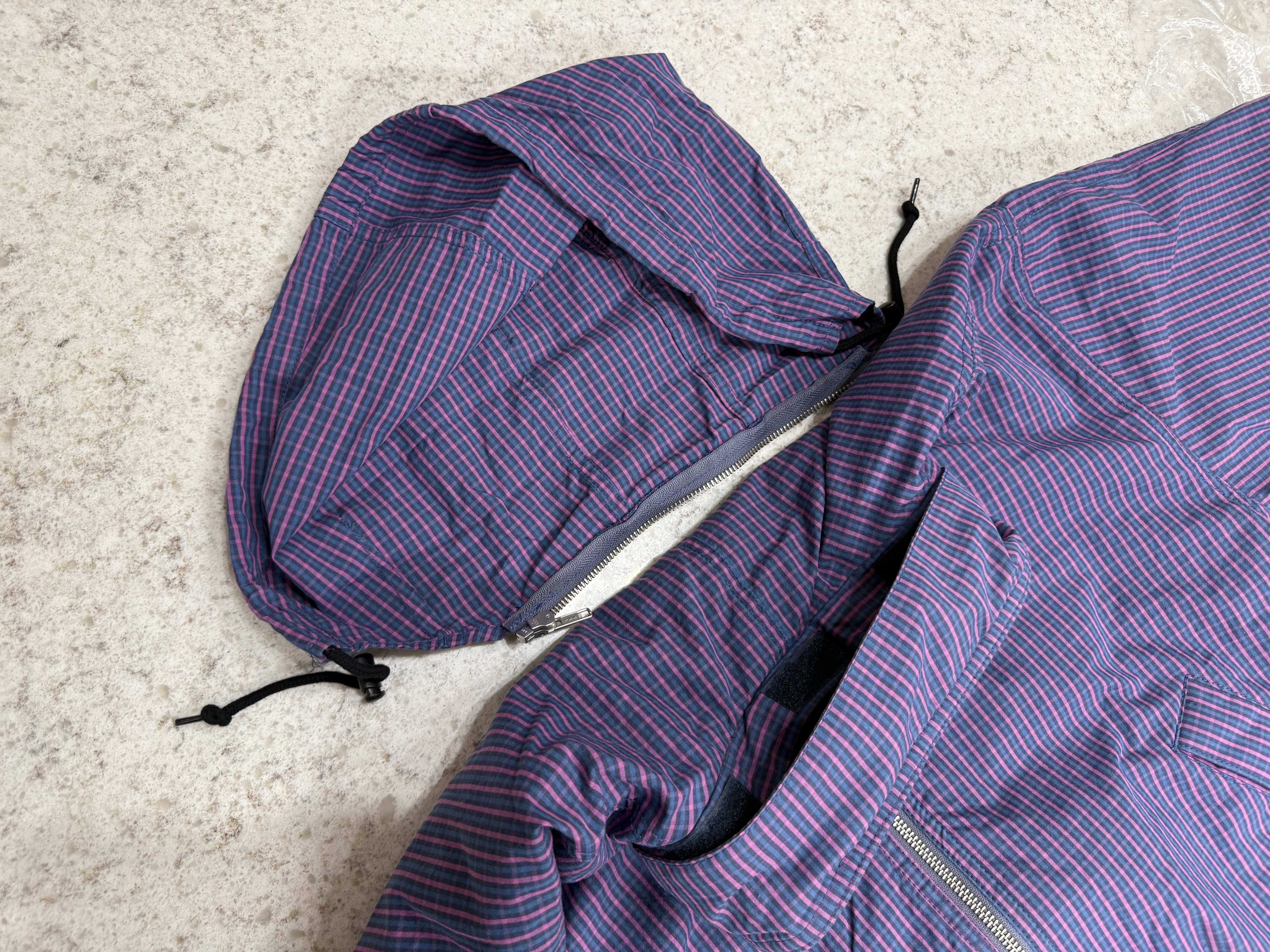 Supreme Leather Collar Utility Jacket Blue Plaid - 25SS 착용 스타일 - 3