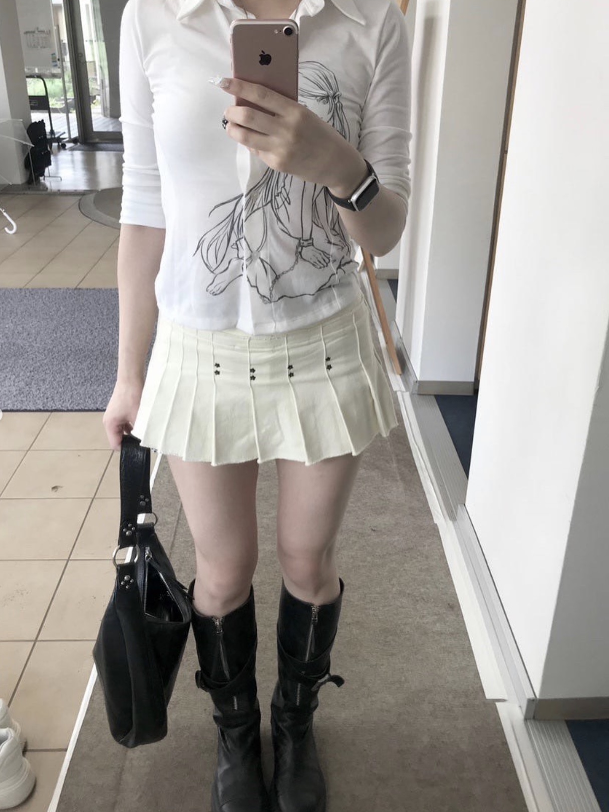 Bonnae Star Rivet Pleated Skort Ivory, Bonnae Star Rivet Pleated Skort Black 착용 스타일
