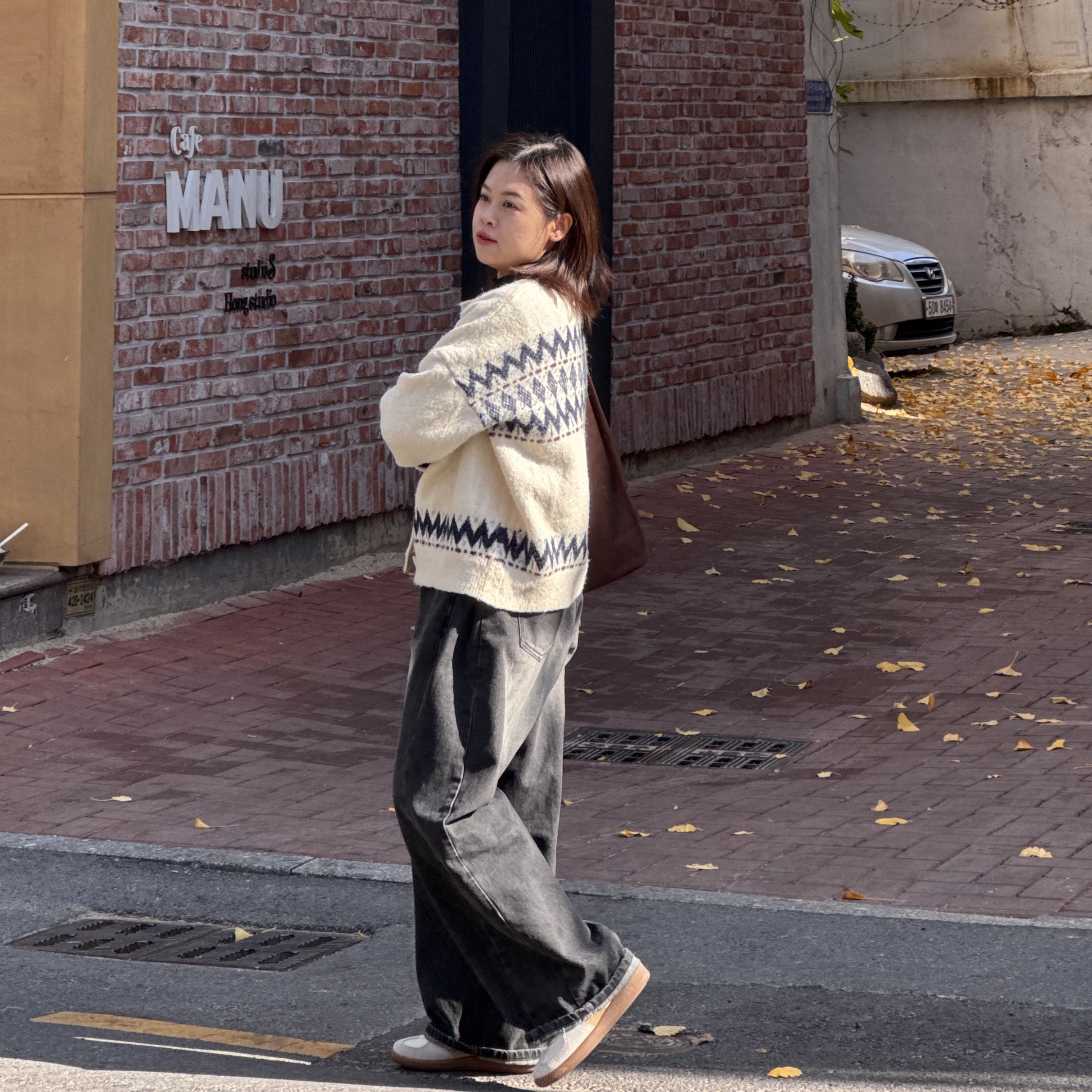 Puma Palermo Leather Alpine Snow Desert Dust 착용 스타일
