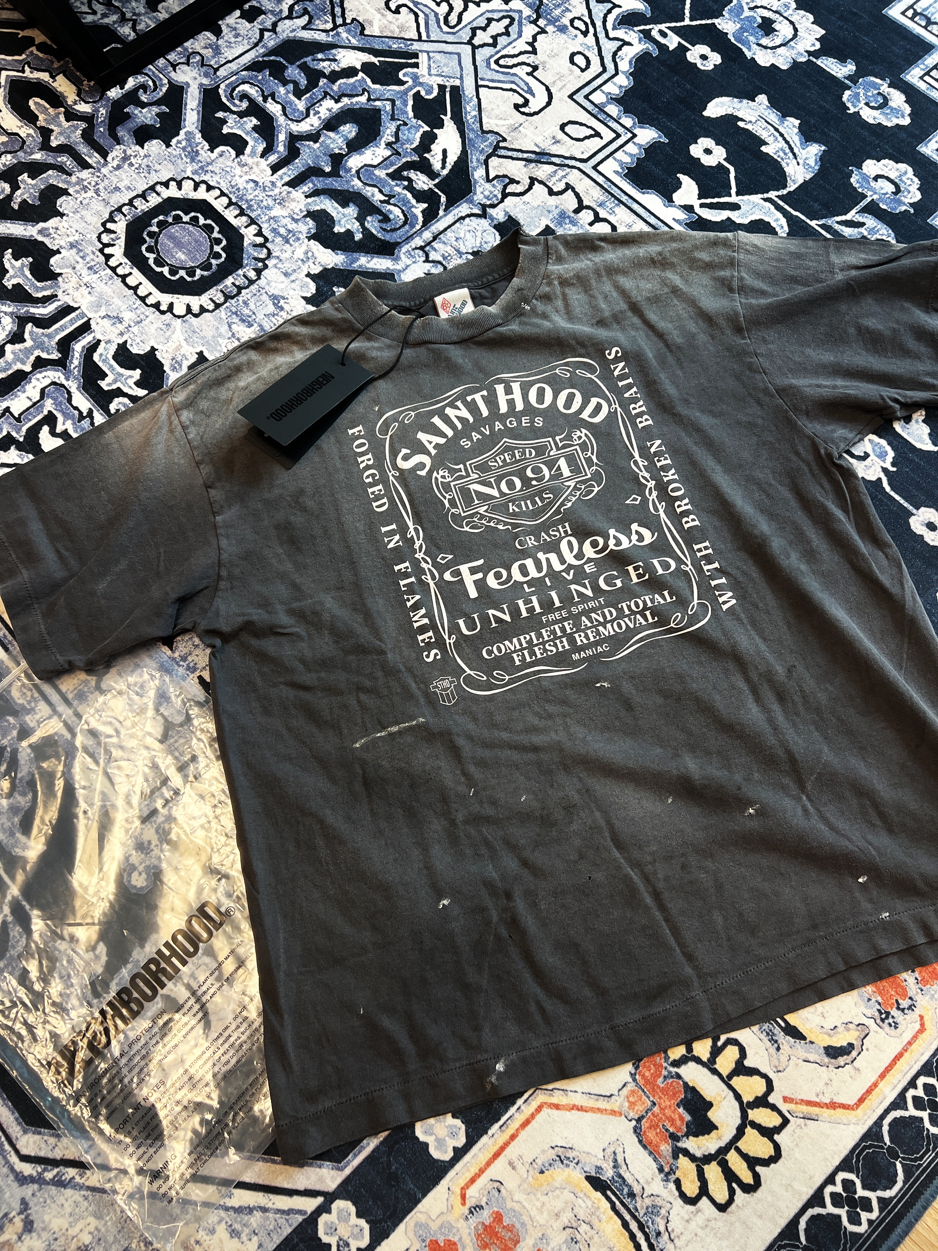 Neighborhood x Saint Mxxxxxx STHD Fearless T-Shirt Black - 25SS 착용 스타일 - 1
