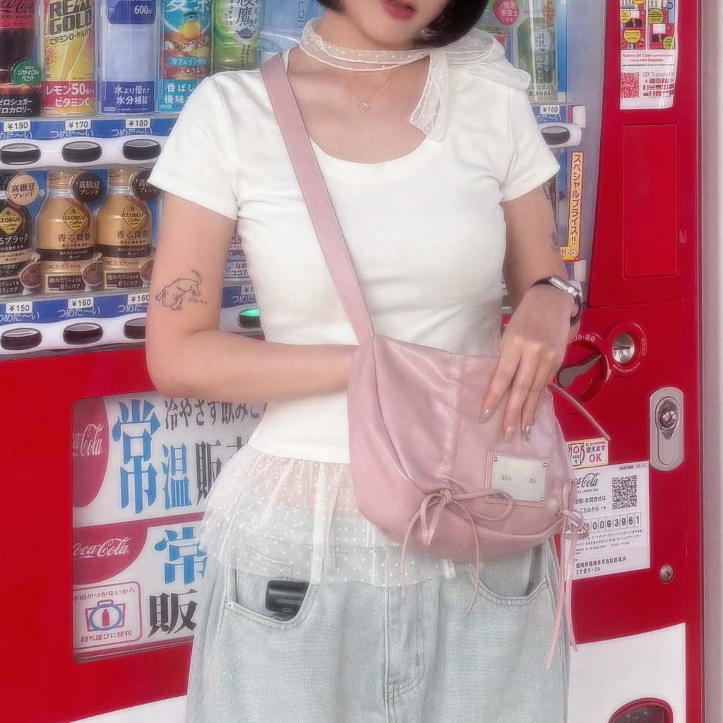 Matin Kim Half Shirring Ribbon Round Bag Pink 착용 스타일 - 2