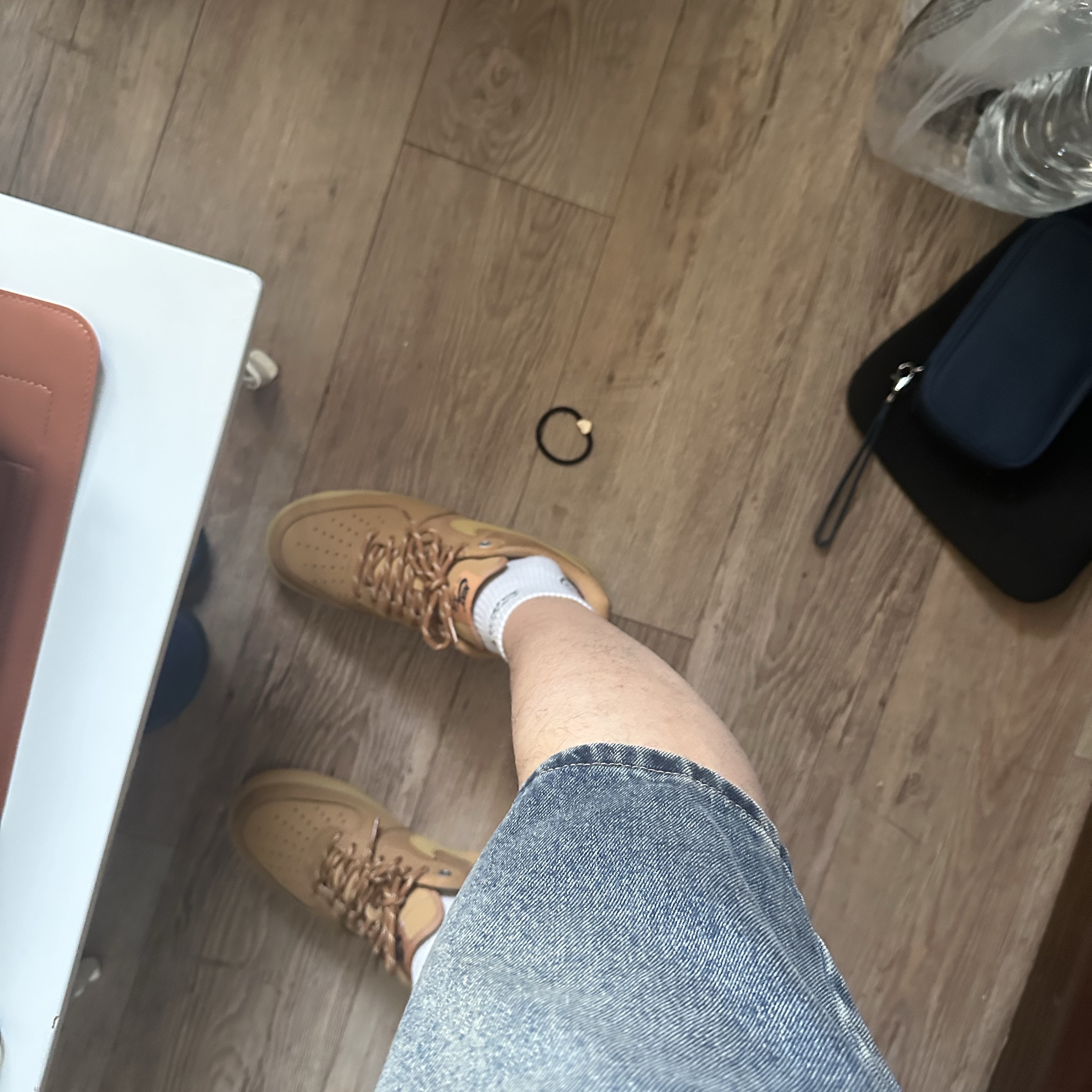 Nike Air Force 1 '07 WB Flax 착용 스타일 - 3