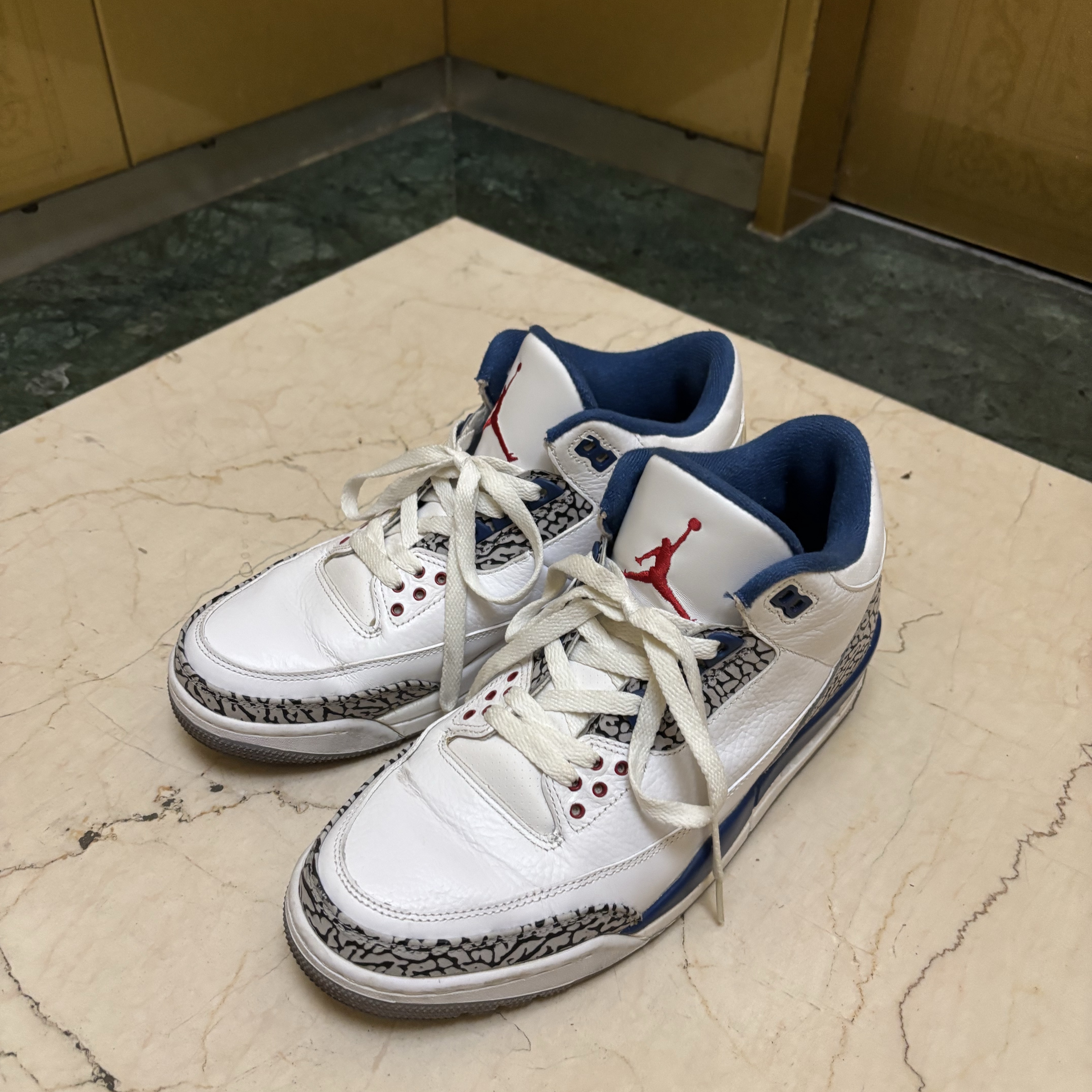 Jordan 3 Retro True Blue and Copper 착용 스타일