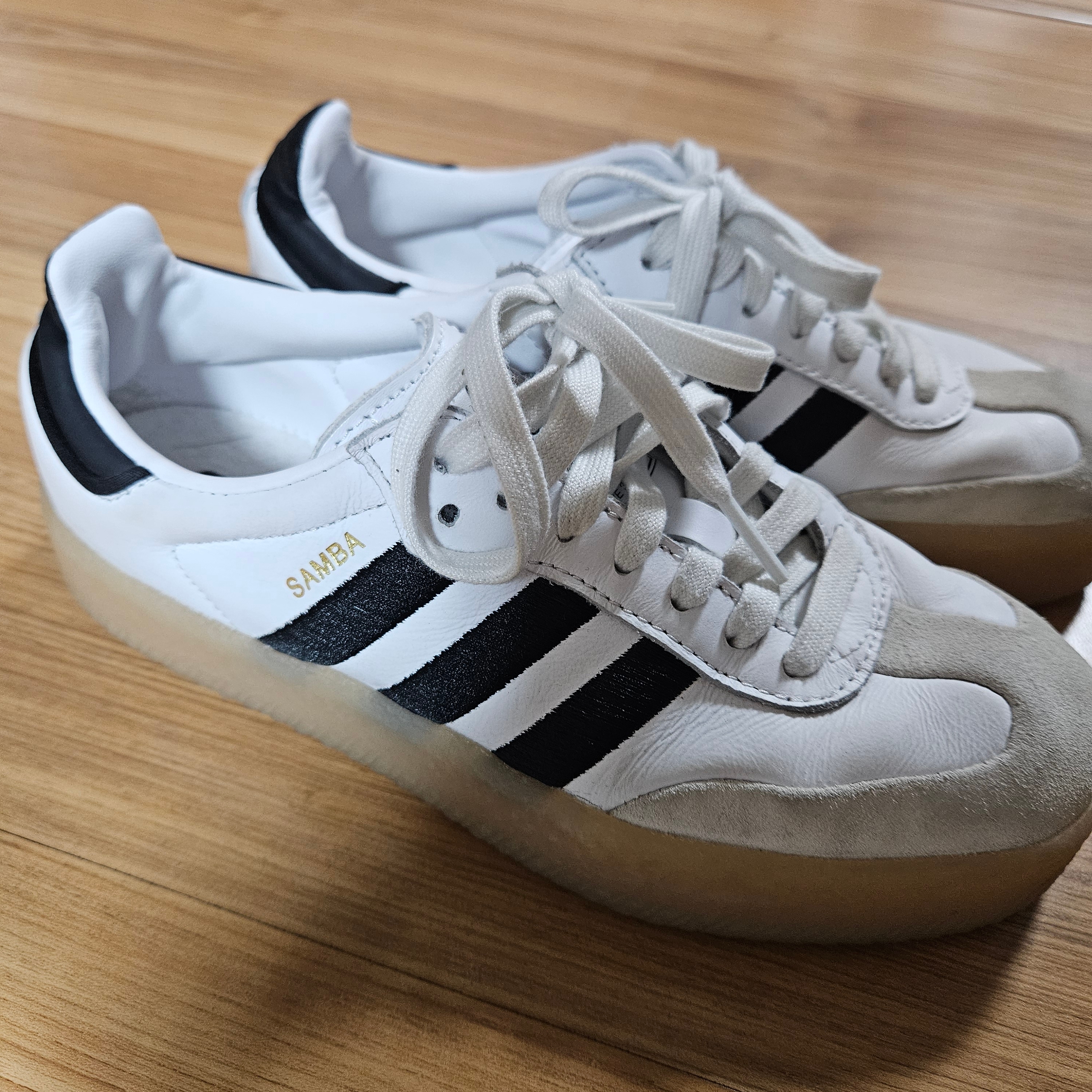 (W) Adidas Sambae White Black 착용 스타일
